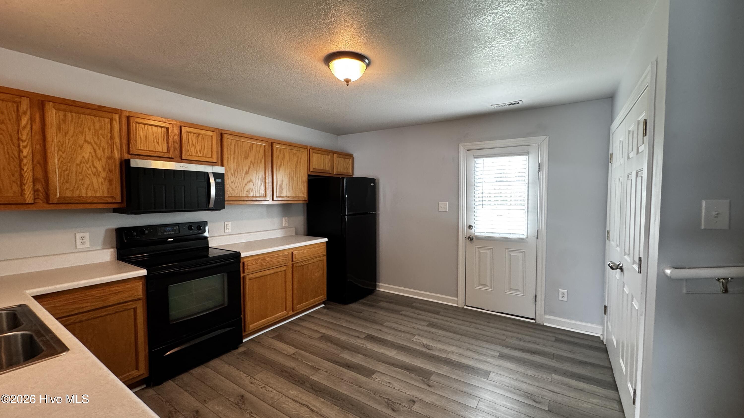 101 Bridgewood Drive Property Photo 6