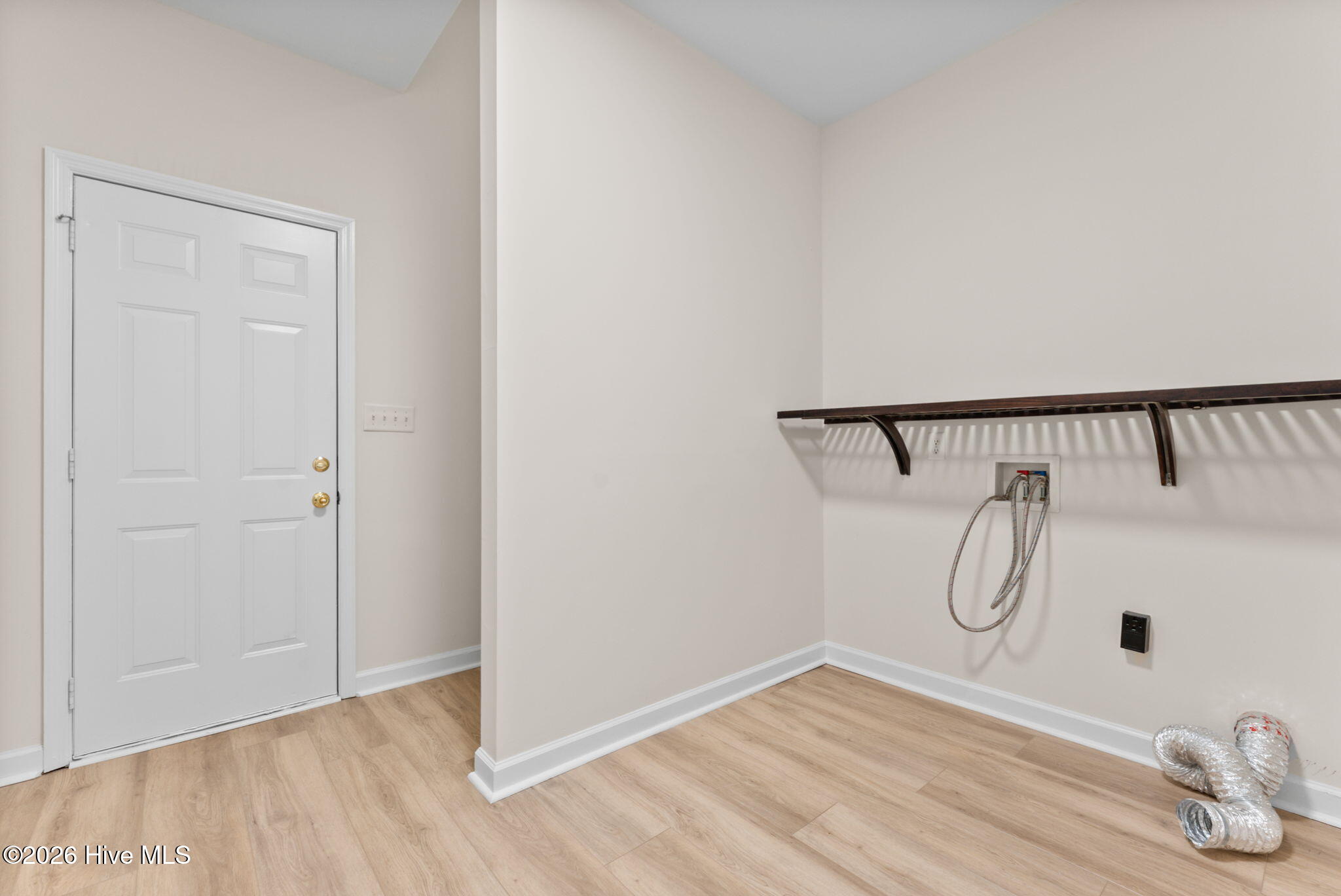 773 Locks Way Property Photo 28