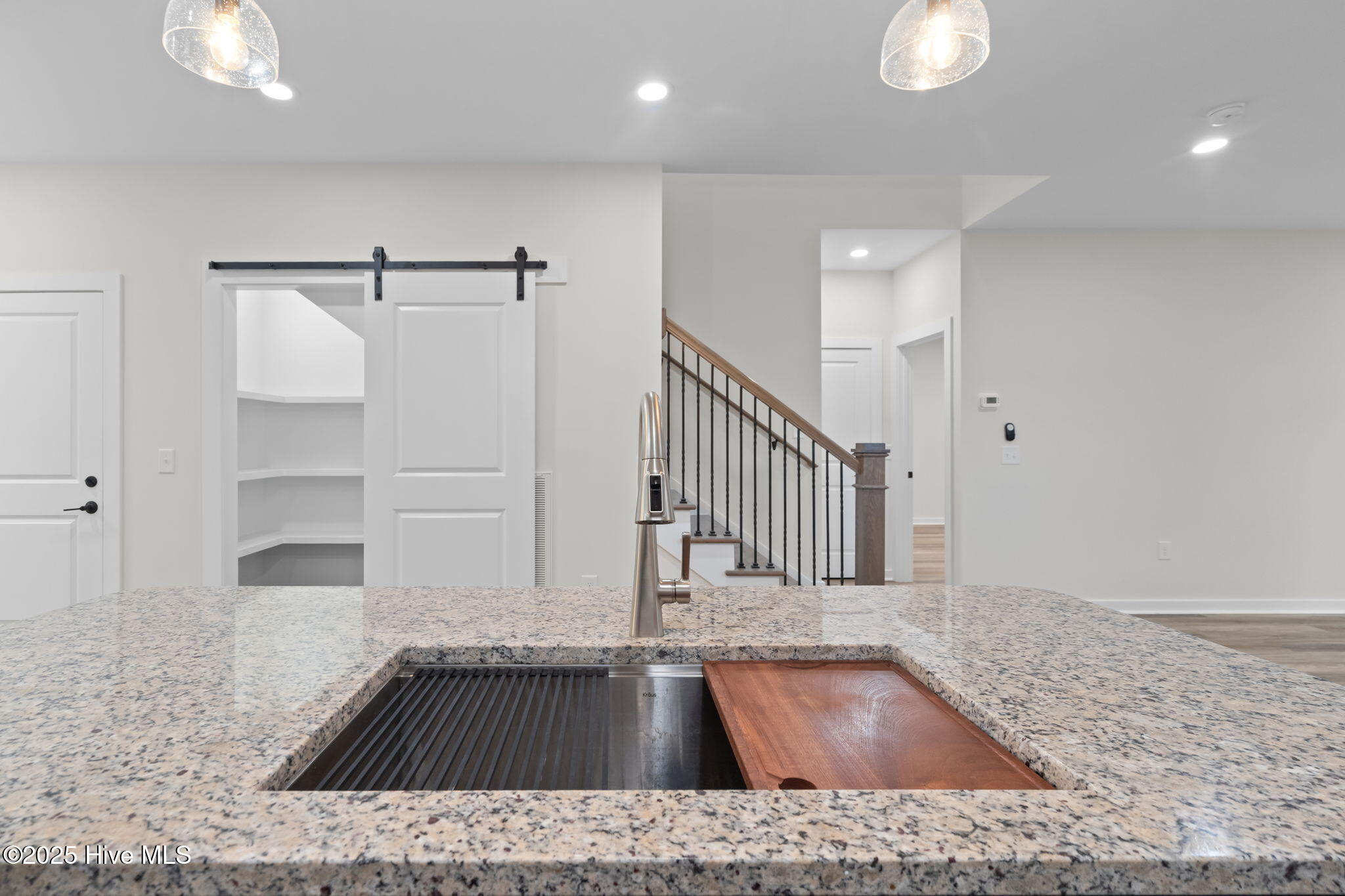 205 Cameron Avenue Property Photo 12