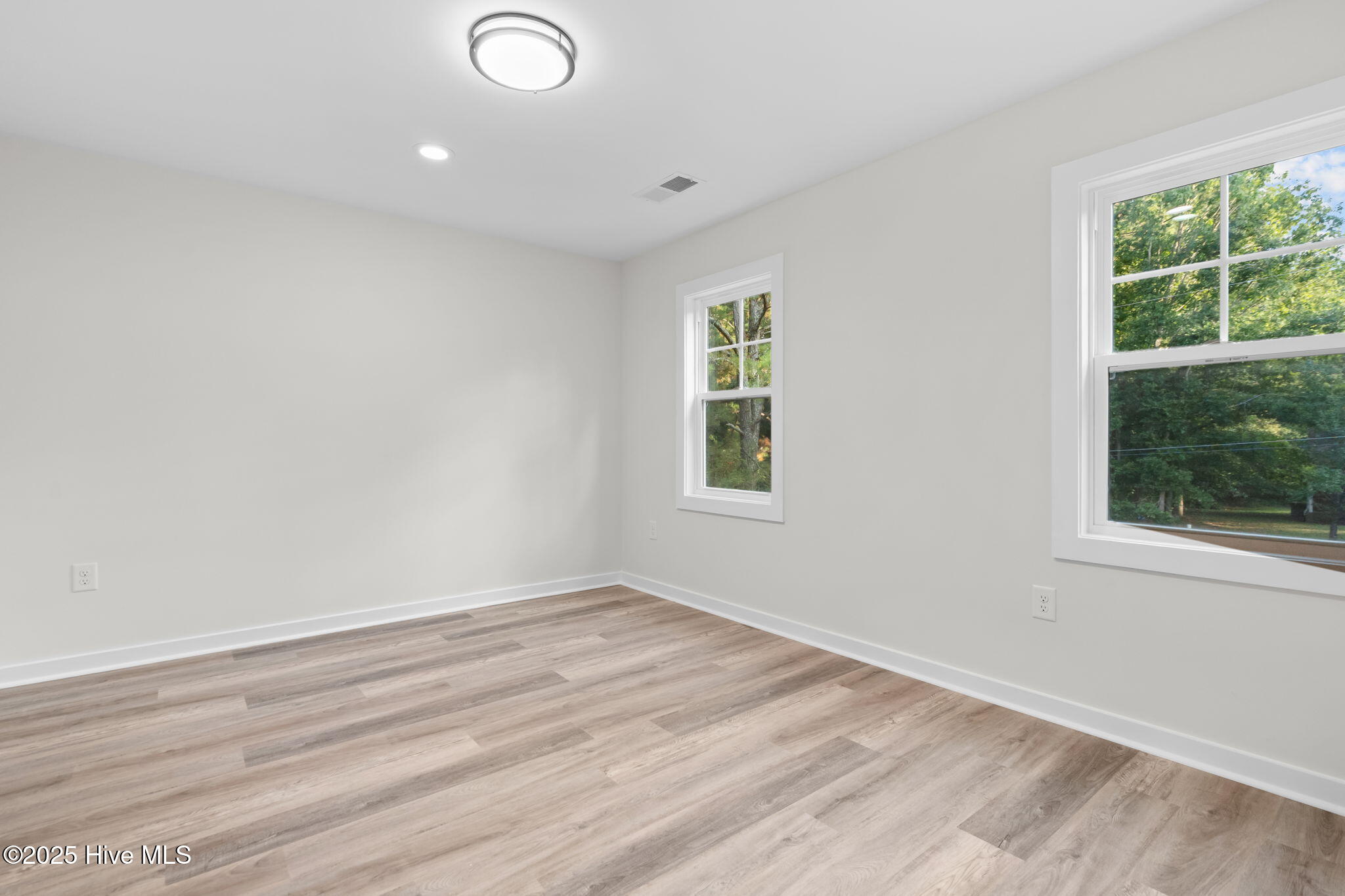 205 Cameron Avenue Property Photo 27