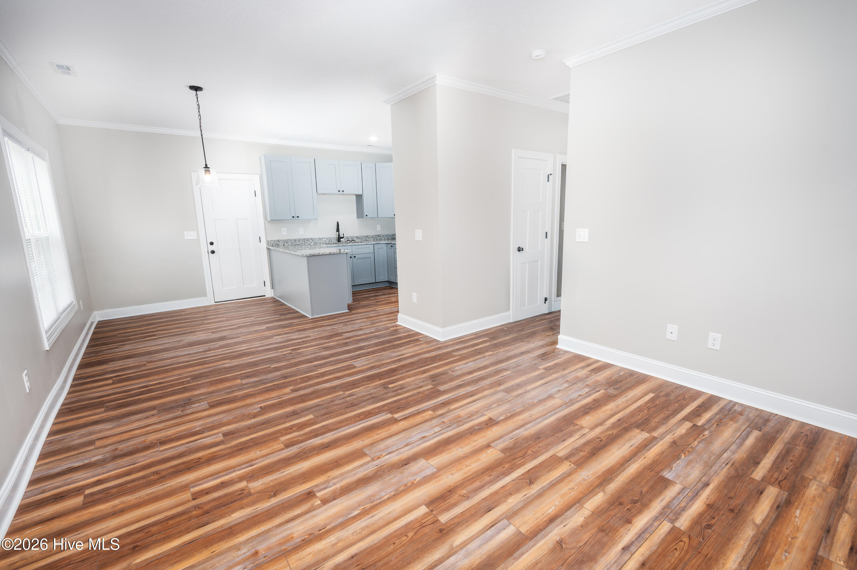 132 Macdonald Boulevard Property Photo 4
