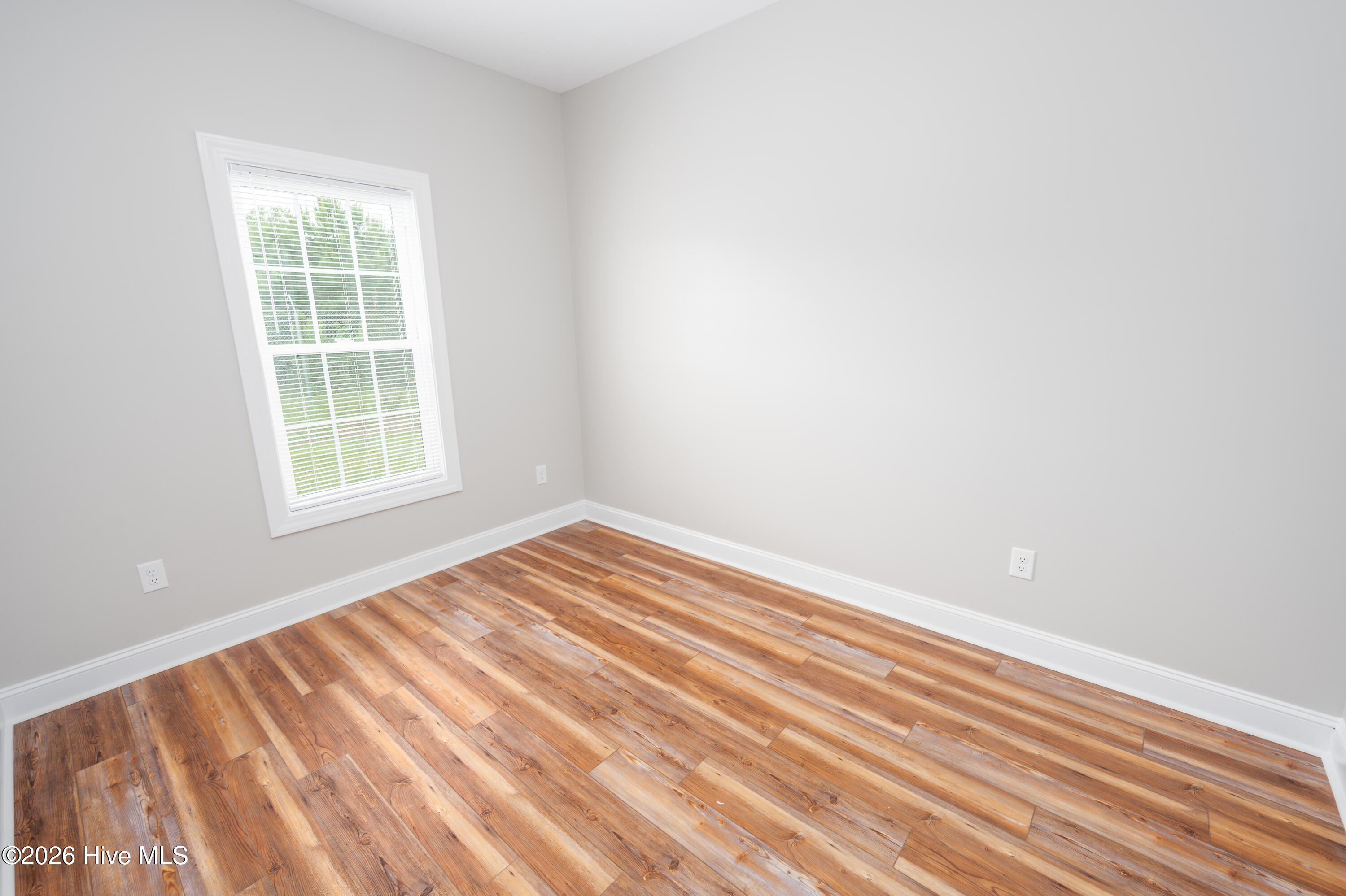 132 Macdonald Boulevard Property Photo 9