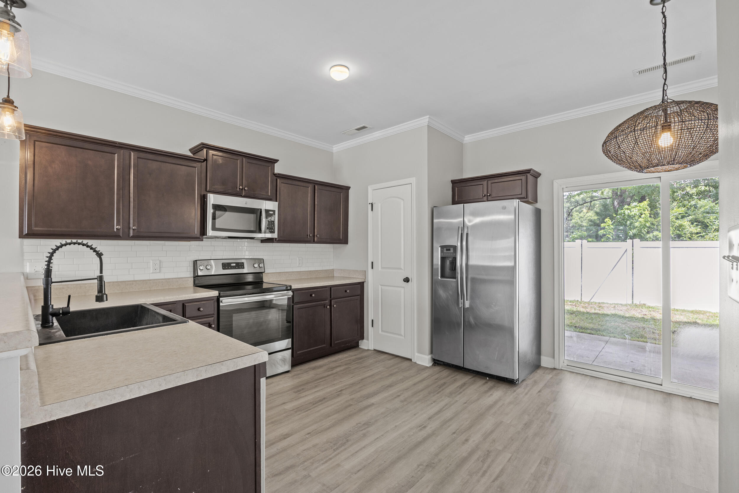301 Justice Farm Drive Property Photo 4