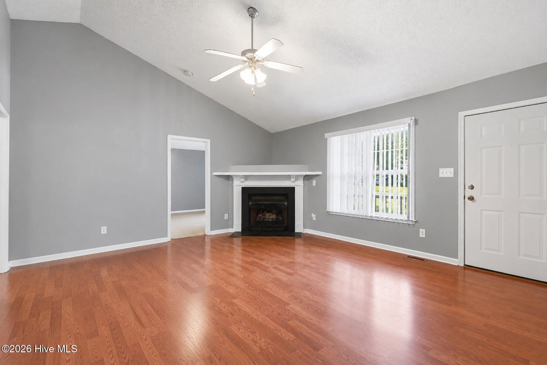 130 Walton Circle Property Photo 7