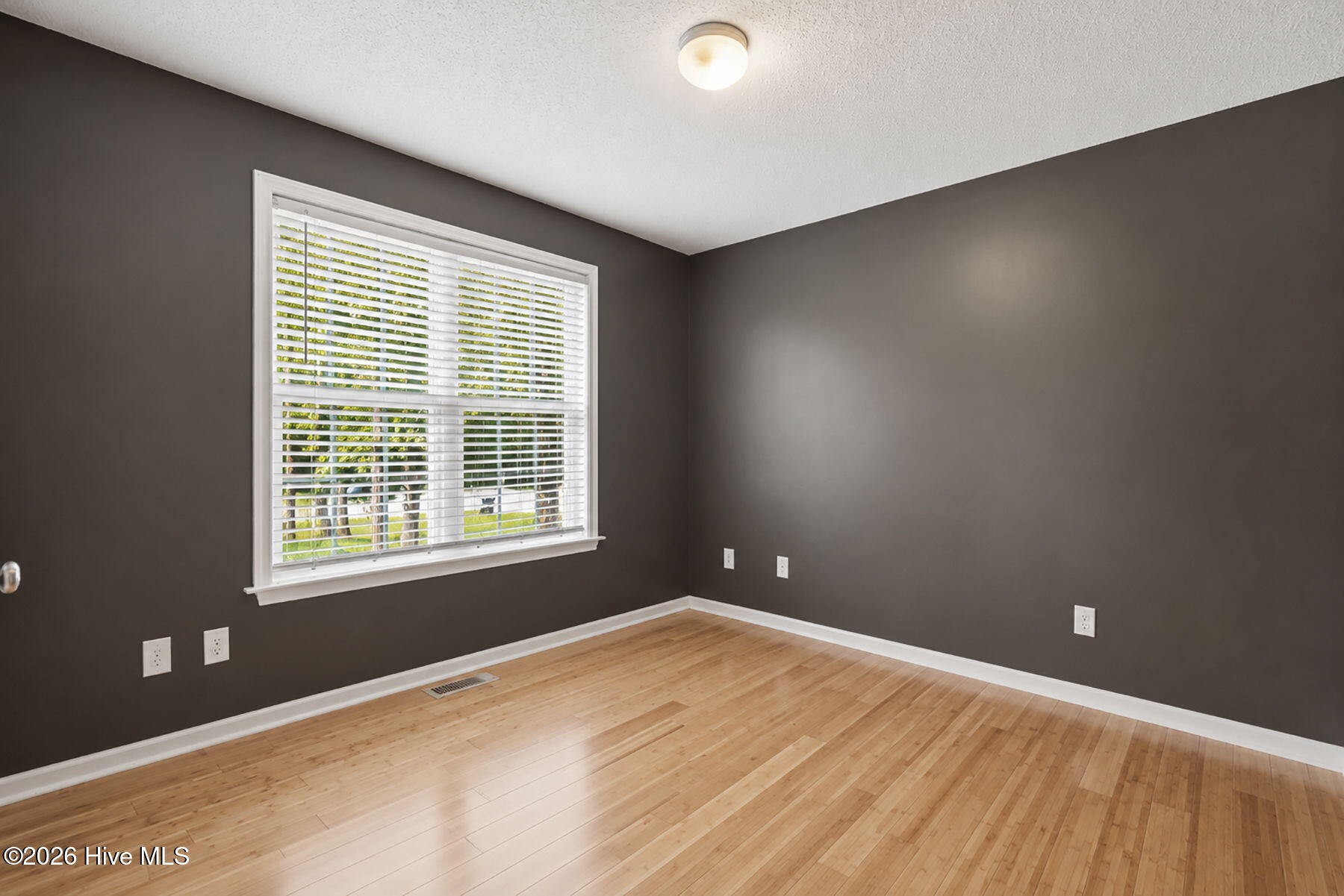 130 Walton Circle Property Photo 21