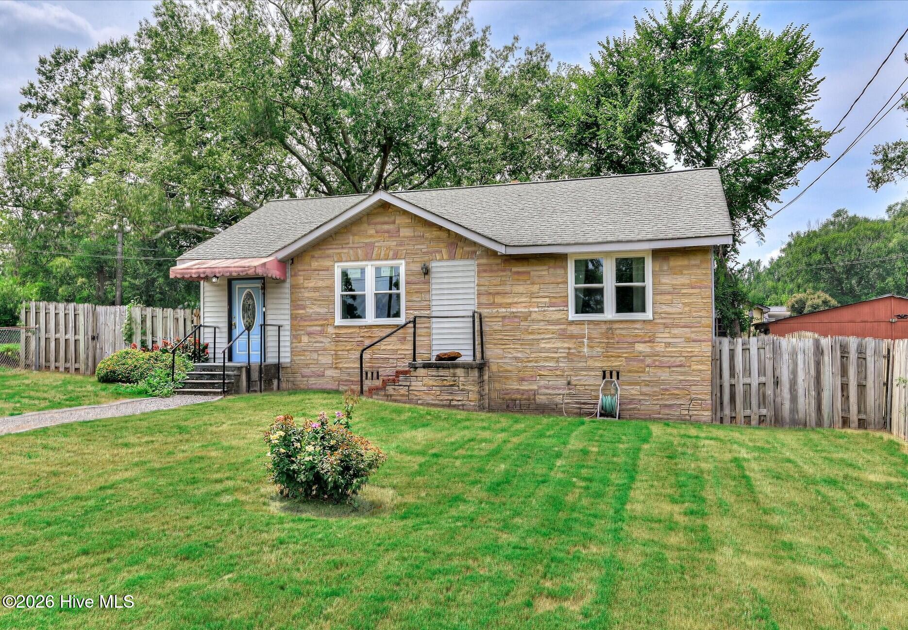 2721 Fleming Drive Property Photo 3