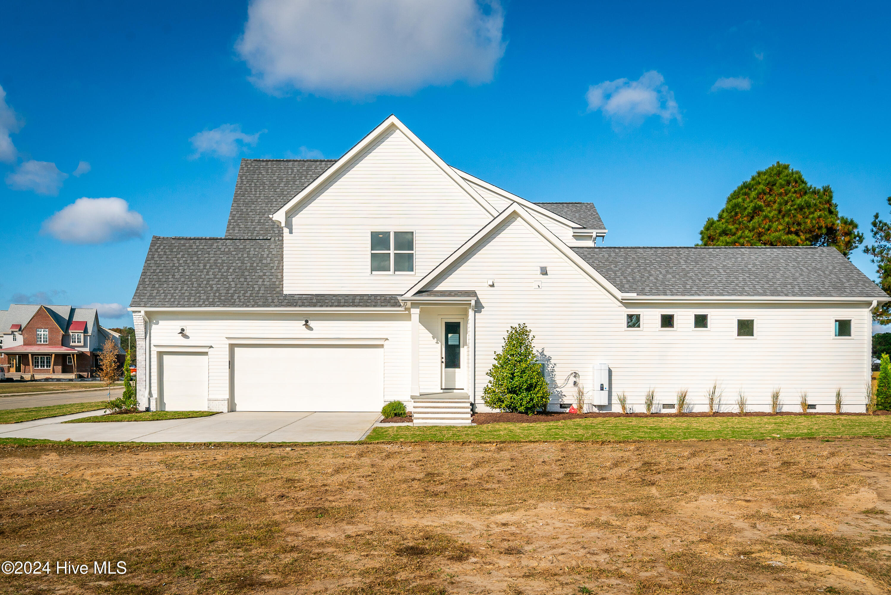 124 Pine Tree Point Property Photo 32