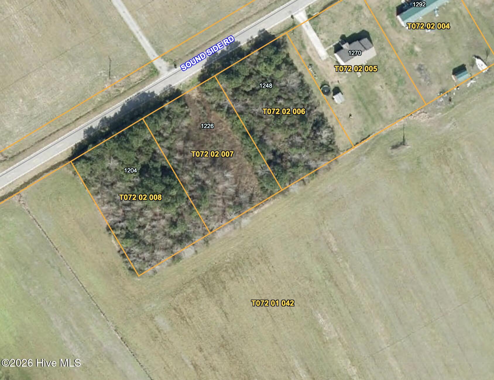 1248 Sound Side Road Property Photo 2