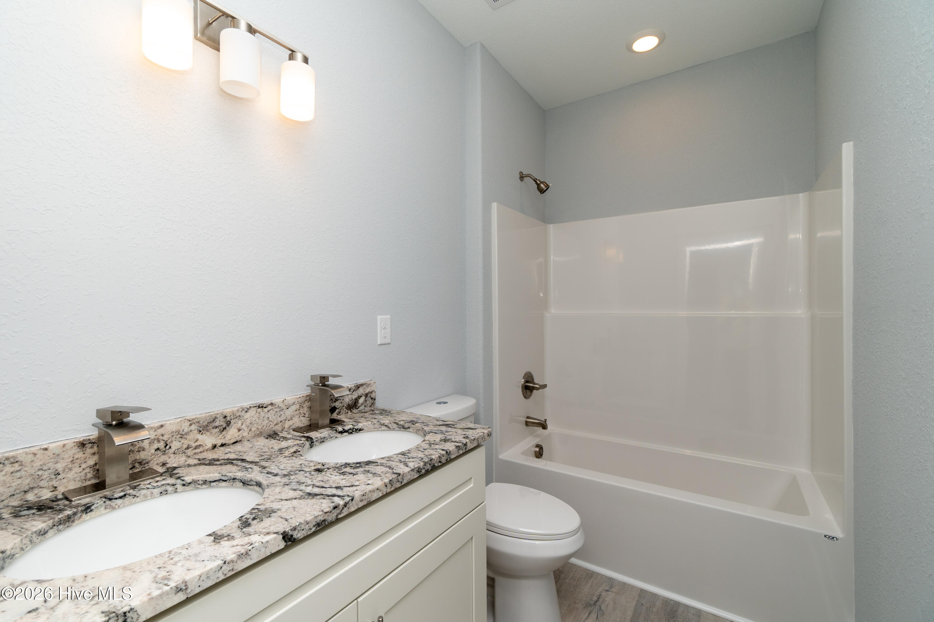 Mm Copper Run Loop Property Photo 31
