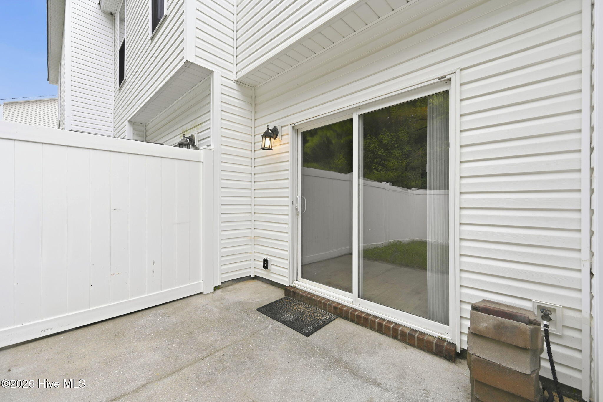 404 Glenhaven Lane Property Photo 12
