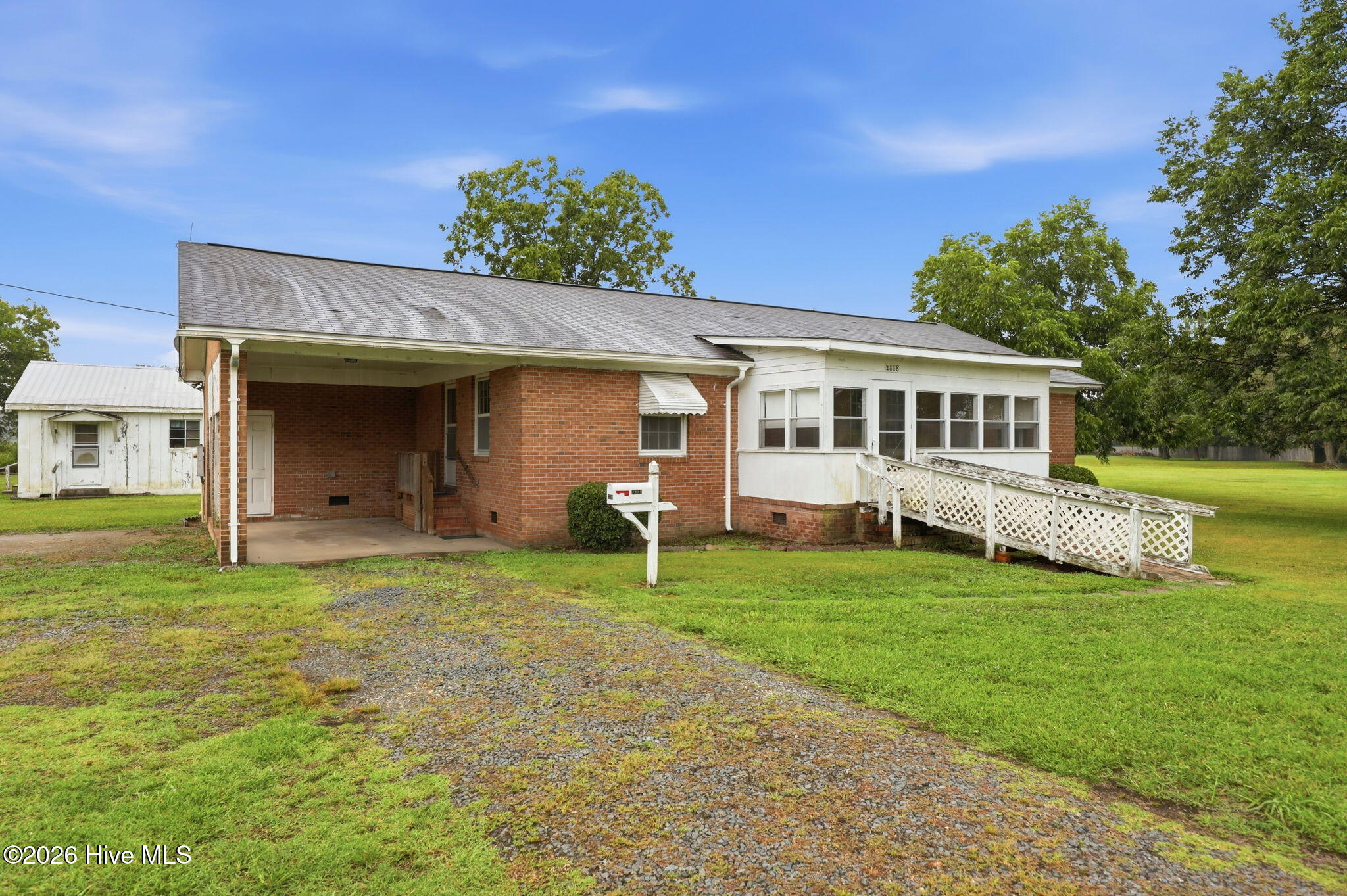 2888 Bell Arthur Road Property Photo 3