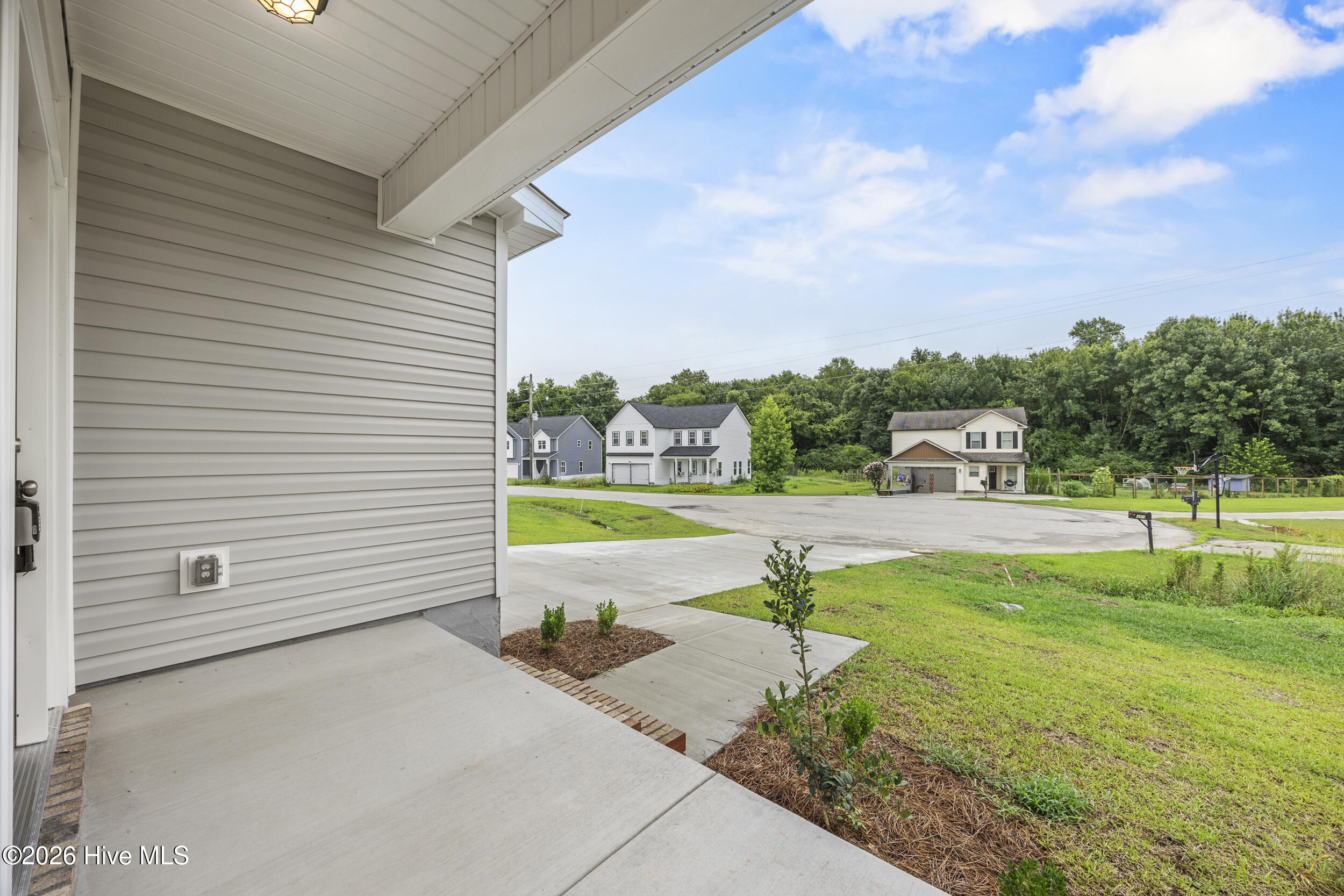 314 Starky Drive Property Photo 4