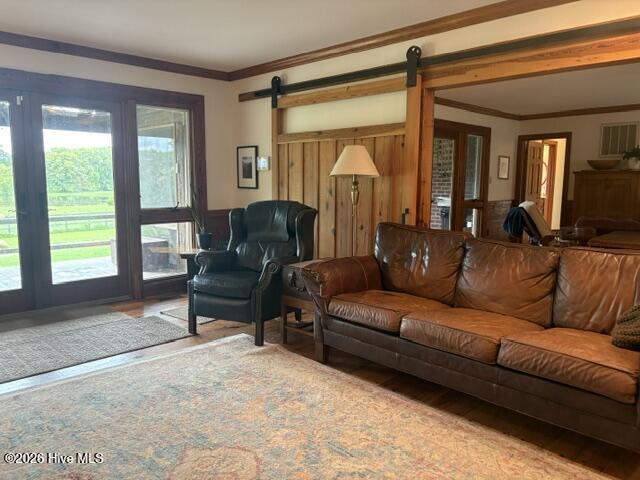 1527 W Castalia Road Property Photo 9