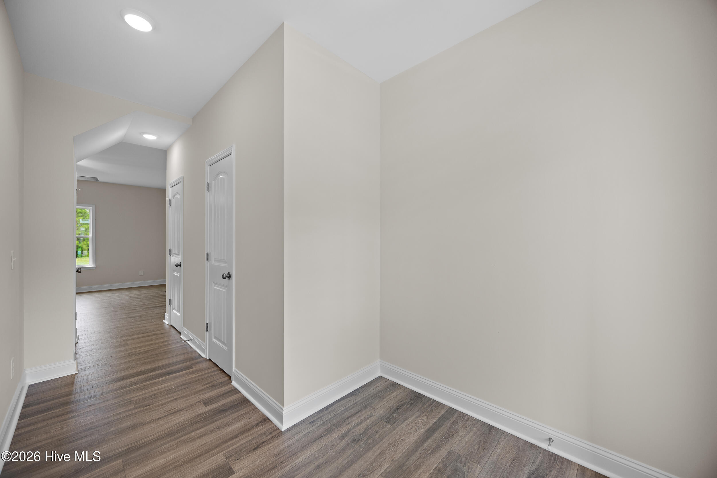 416 Fore Place Property Photo 6