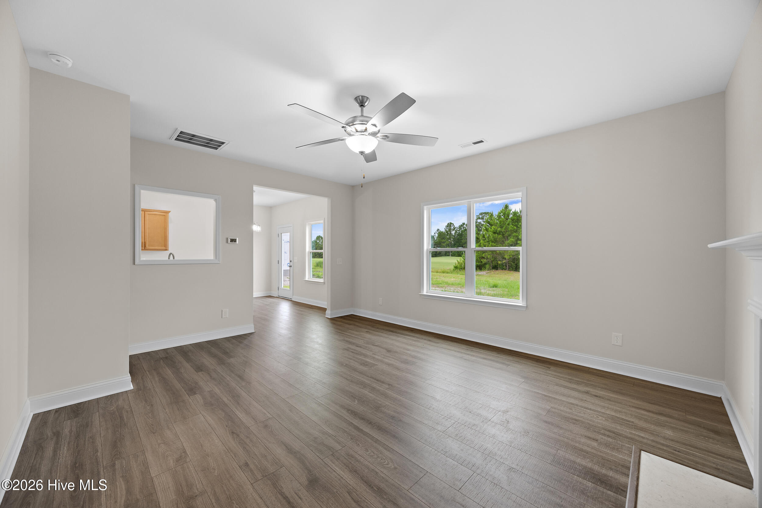 416 Fore Place Property Photo 9