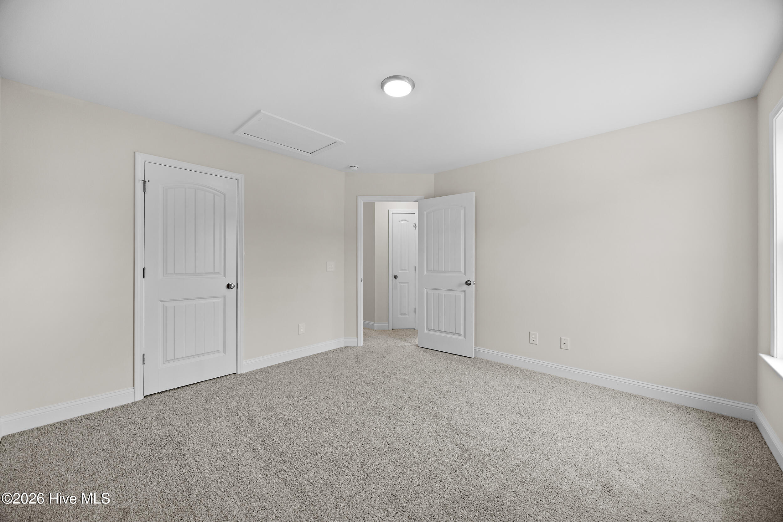 416 Fore Place Property Photo 23