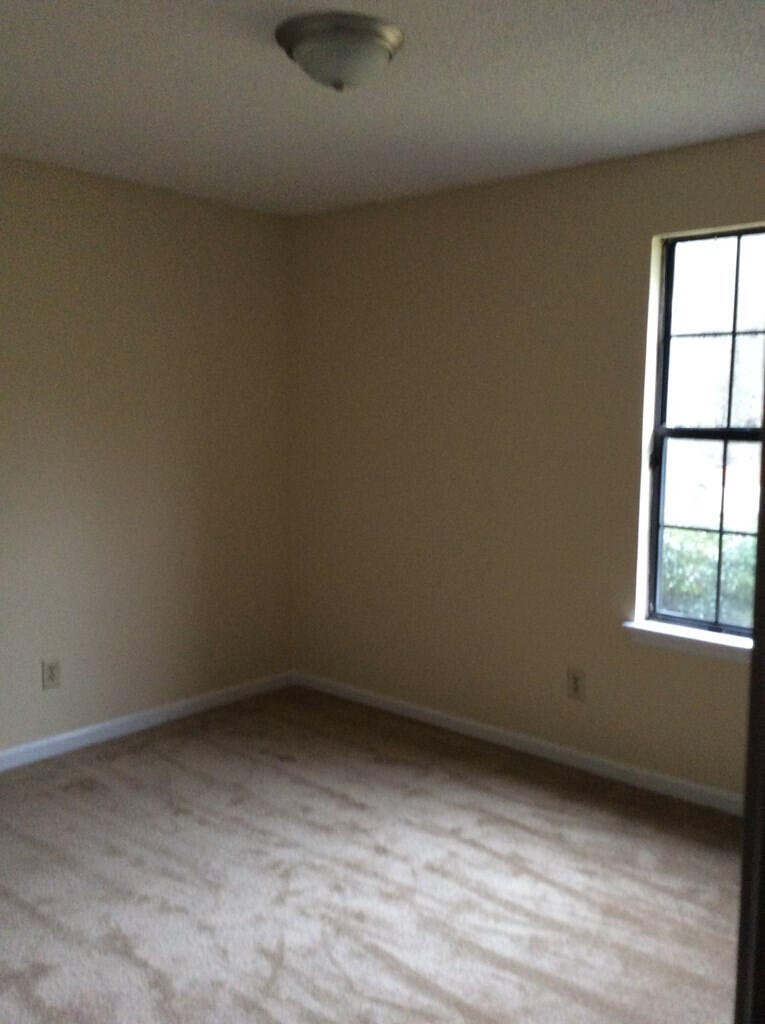 2625 Crosscreek Road Property Photo 6