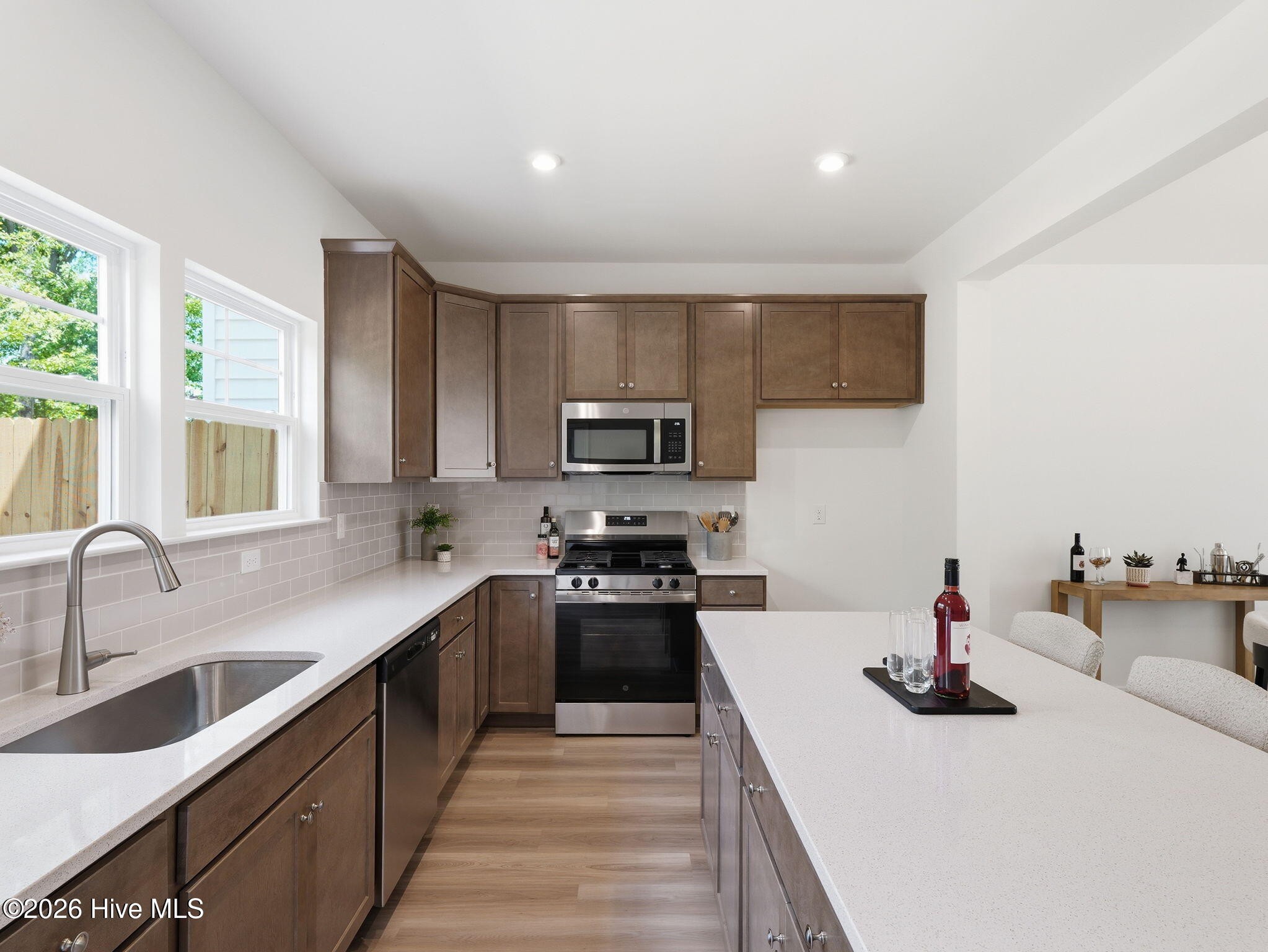 124 Storage Road Property Photo 8