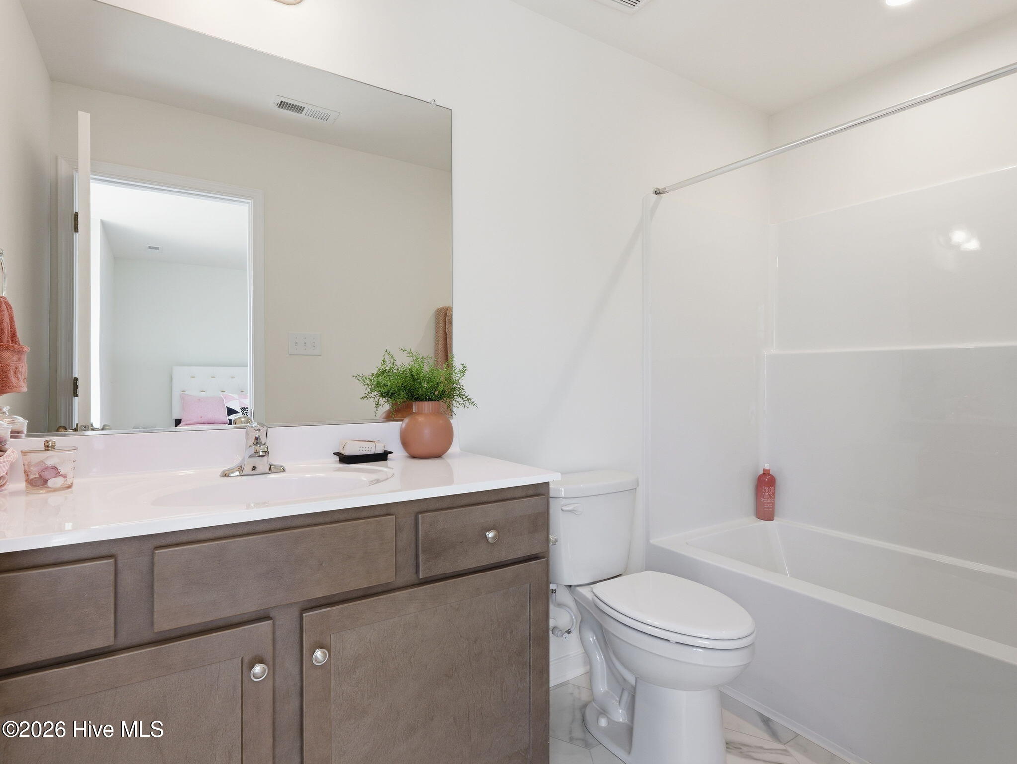 124 Storage Road Property Photo 18