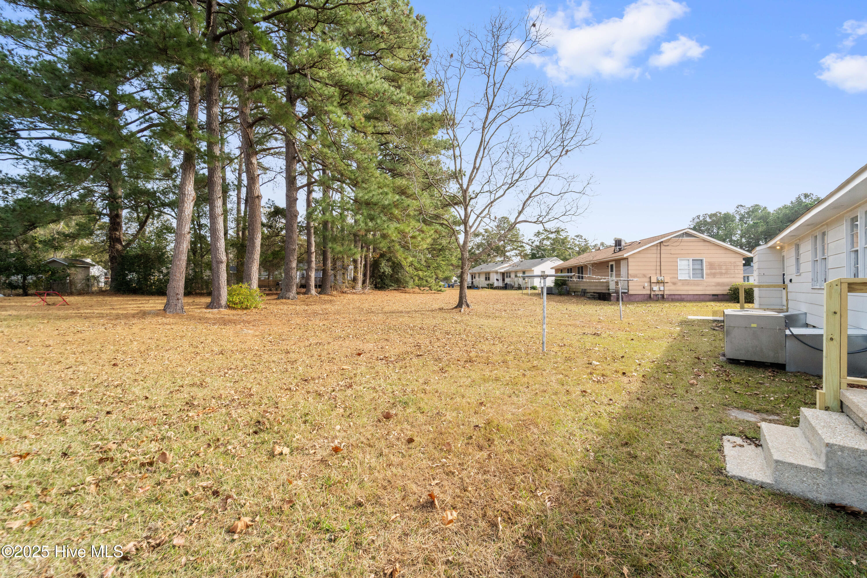 2272 Onslow Drive Property Photo 13
