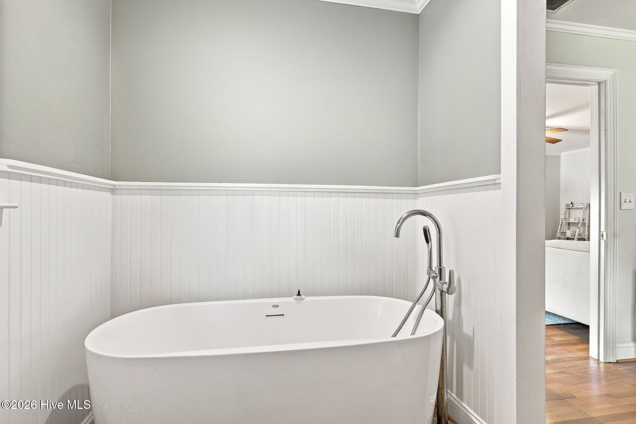 211 Vine Street Property Photo 29