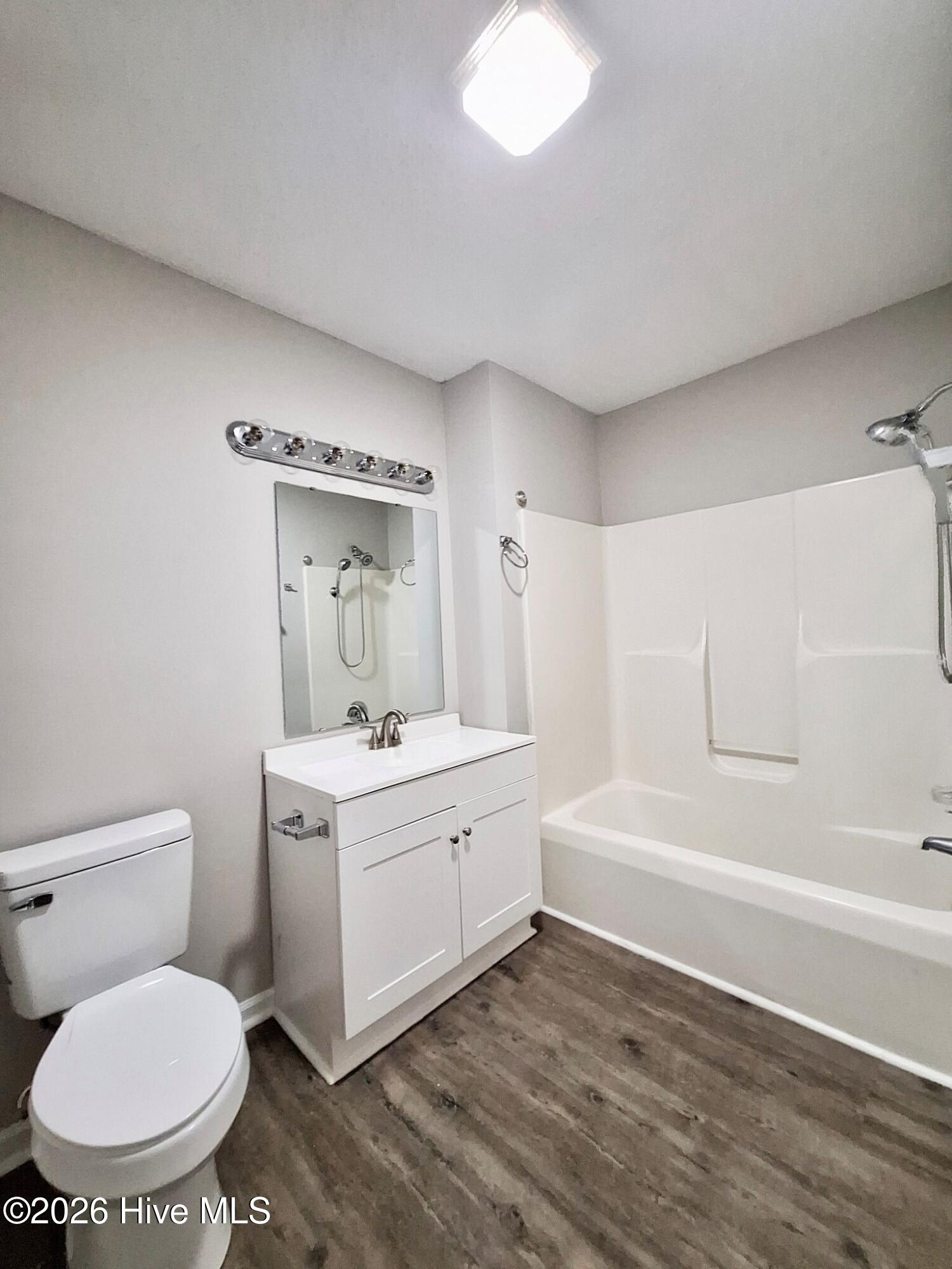 3005 Caldwell Court 2 Property Photo 6