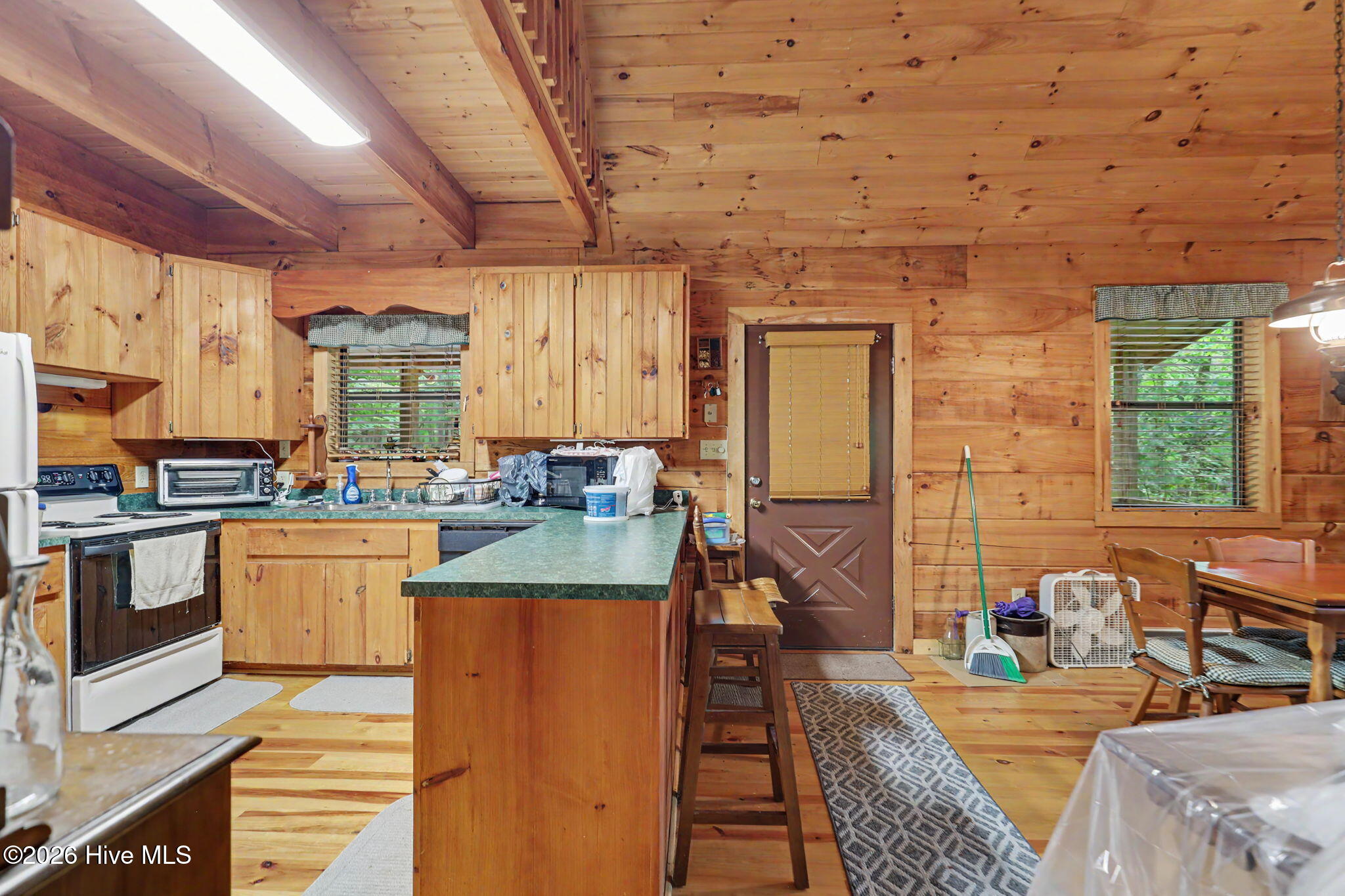 185 Falling Waters Lane Property Photo 10