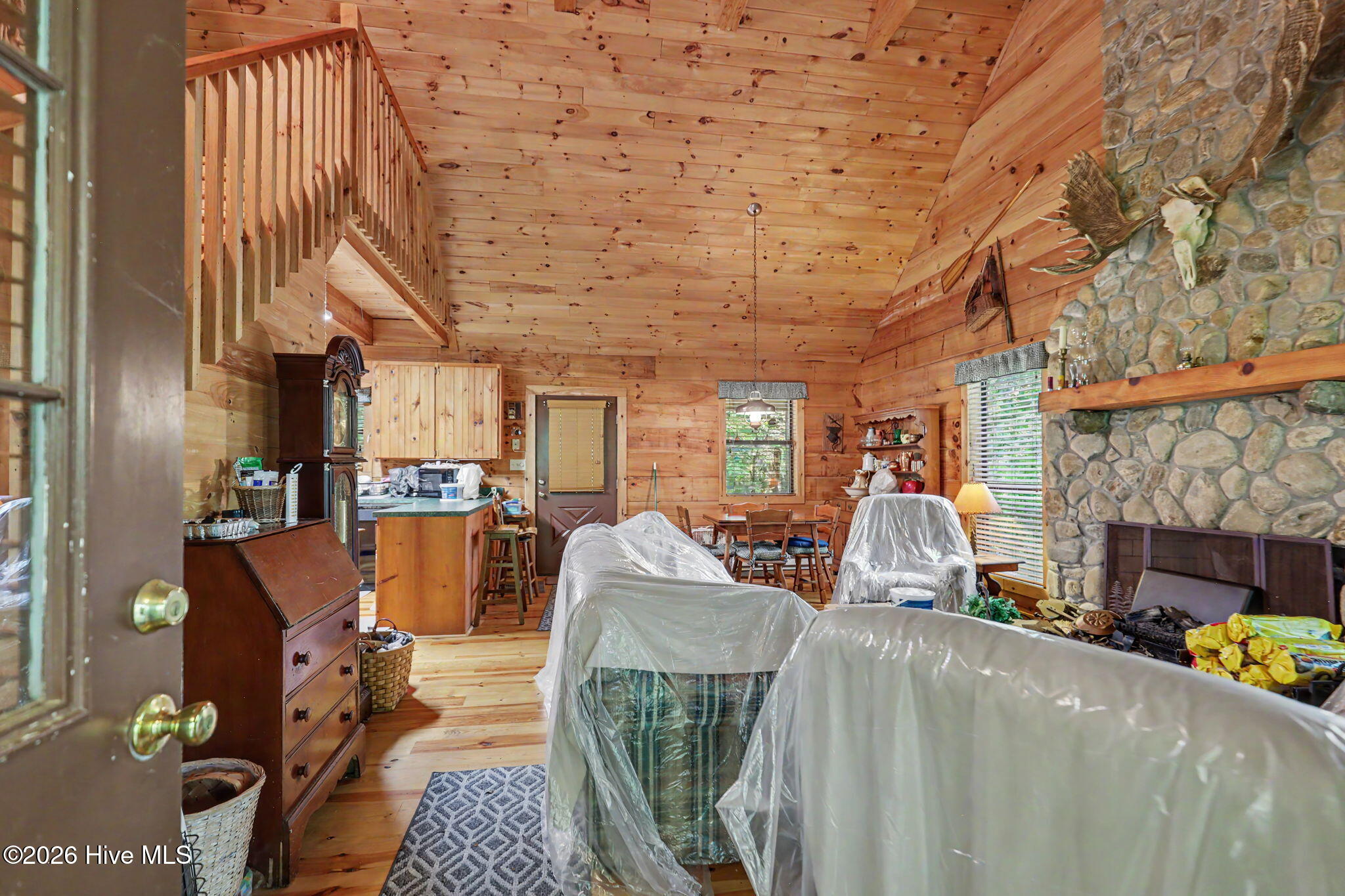 185 Falling Waters Lane Property Photo 32