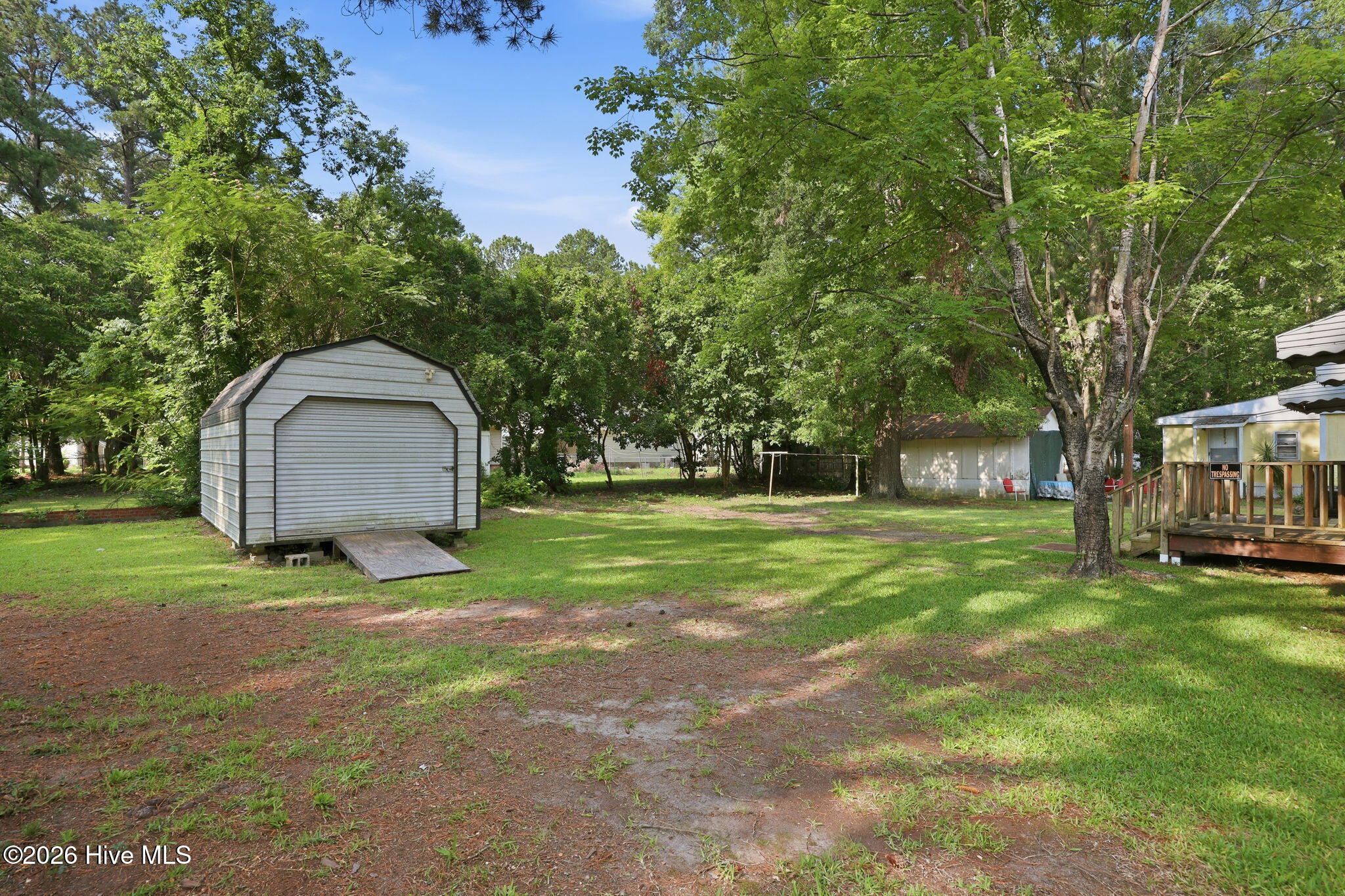 937 Redgate Avenue Property Photo 24