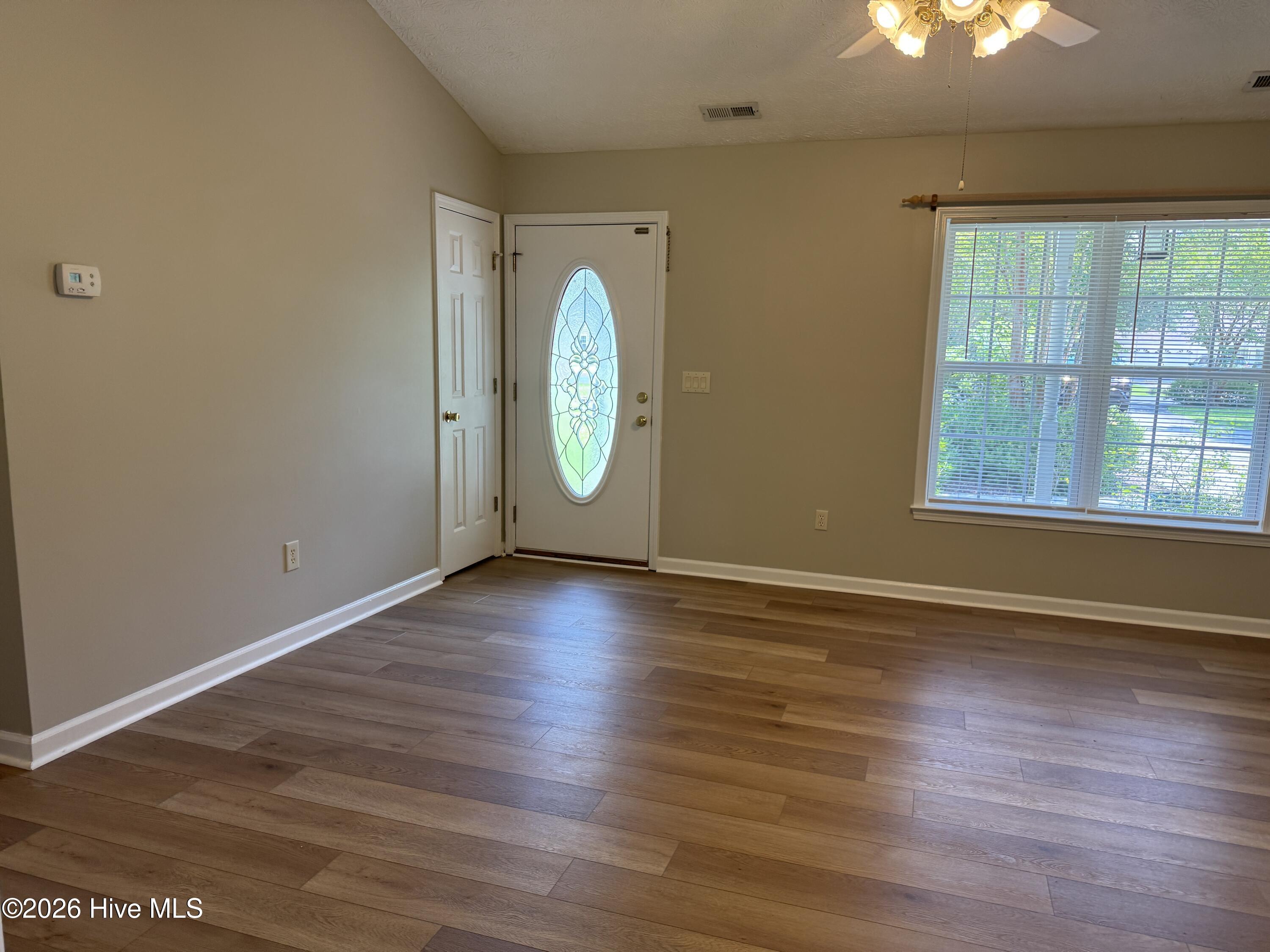 105 Farina Drive Property Photo 8