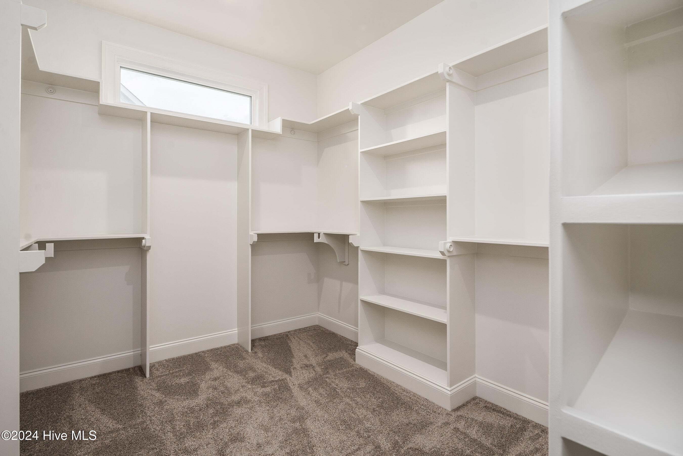138 Pine Tree Point Property Photo 30