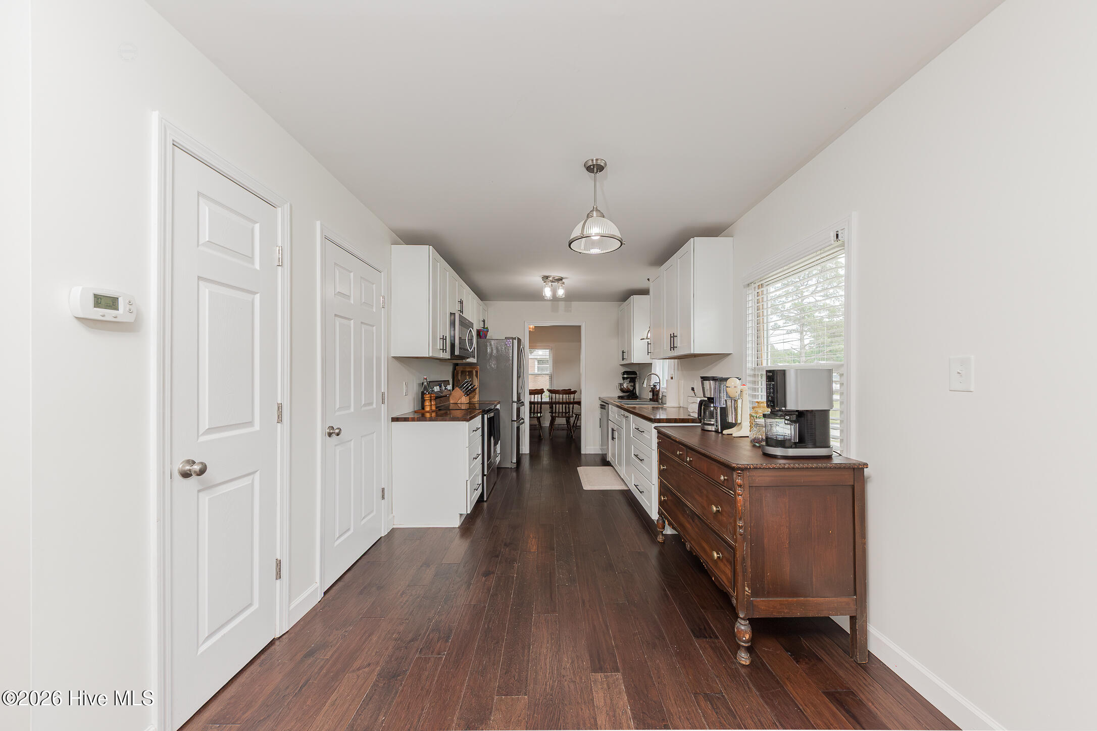 670 Queens Creek Road Property Photo 8
