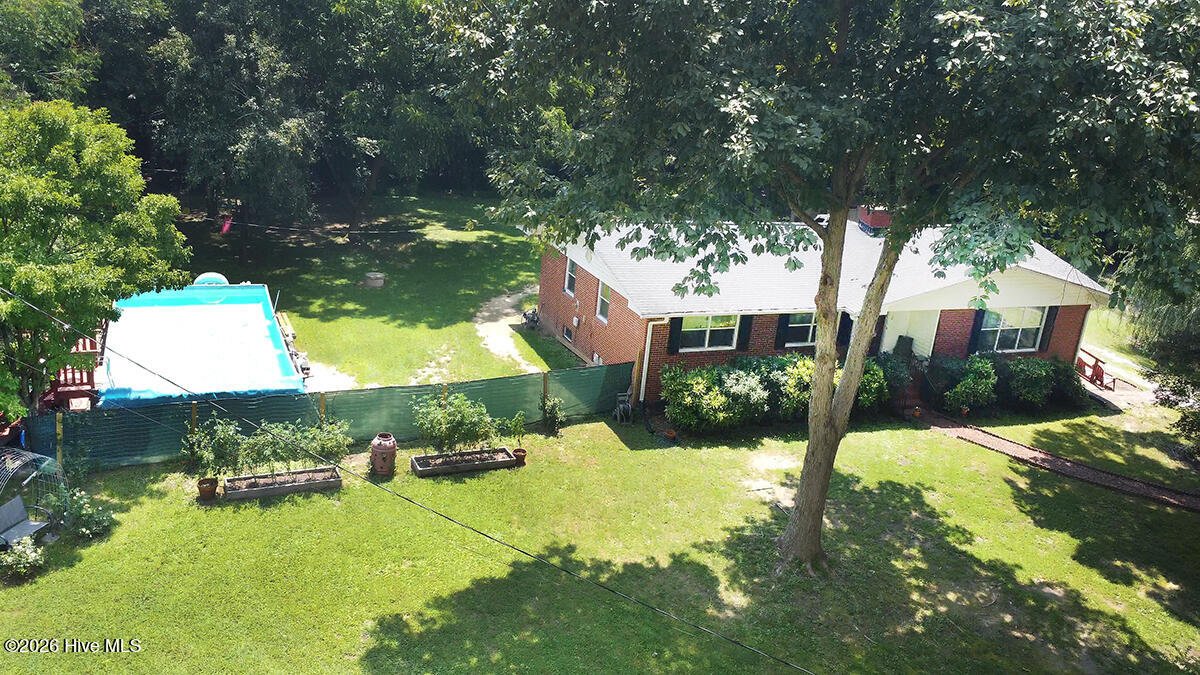 208 Drew Street Property Photo 1