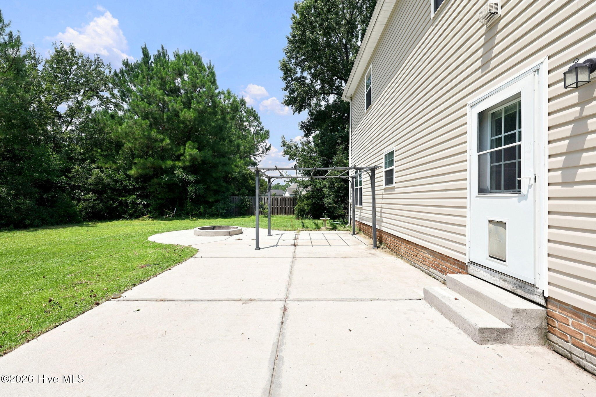 302 Squire Court Property Photo 48
