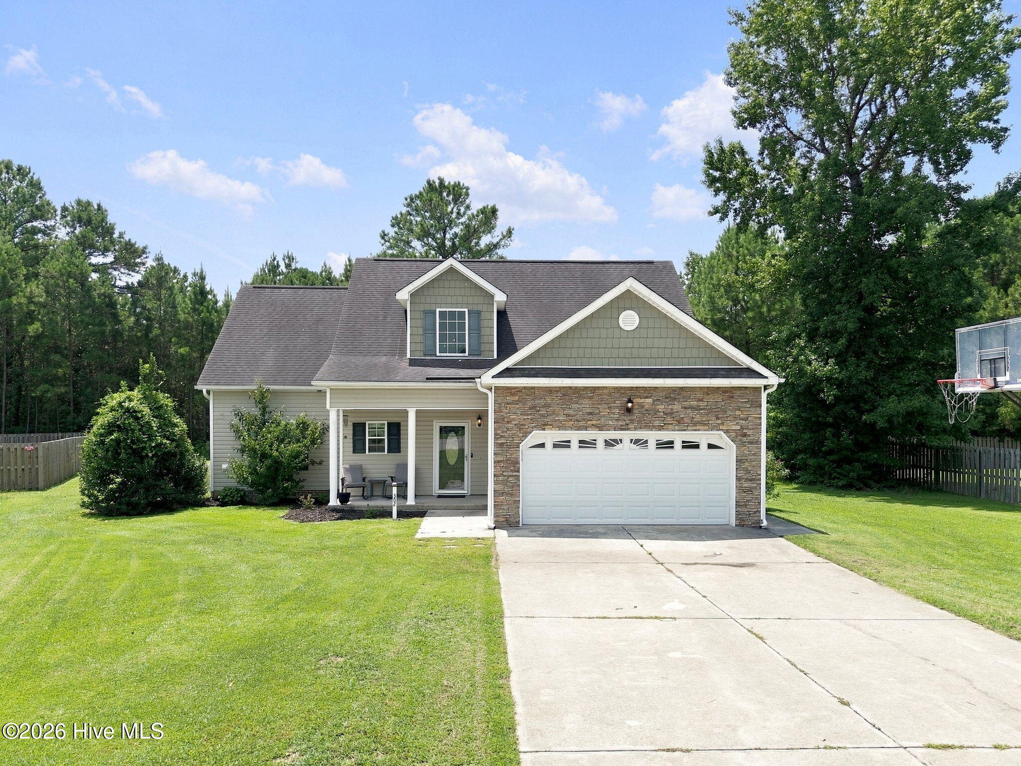 302 Squire Court Property Photo 53