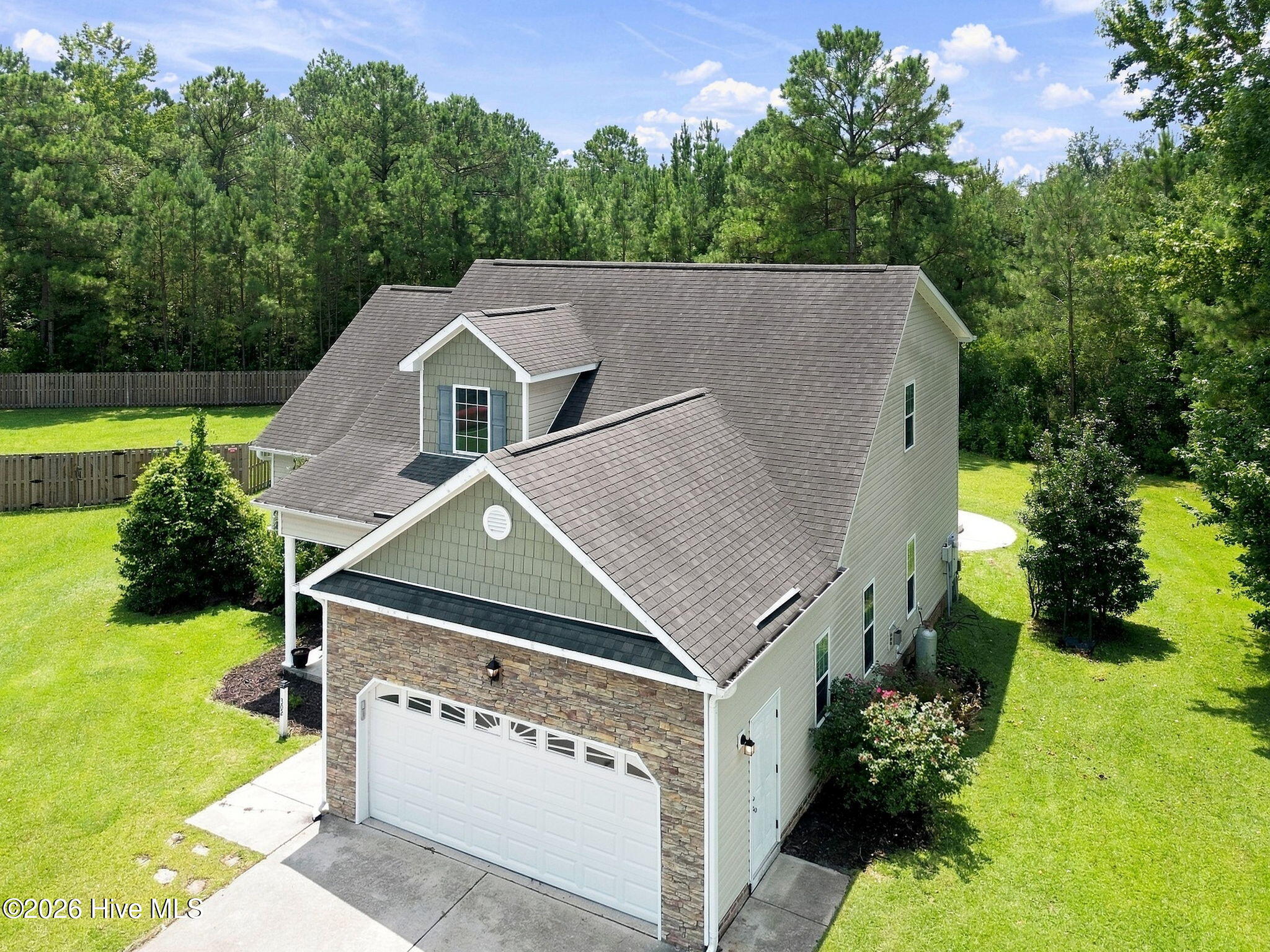 302 Squire Court Property Photo 55