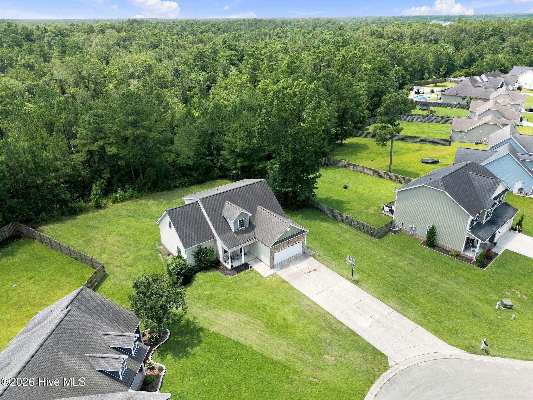 302 Squire Court Property Photo 61