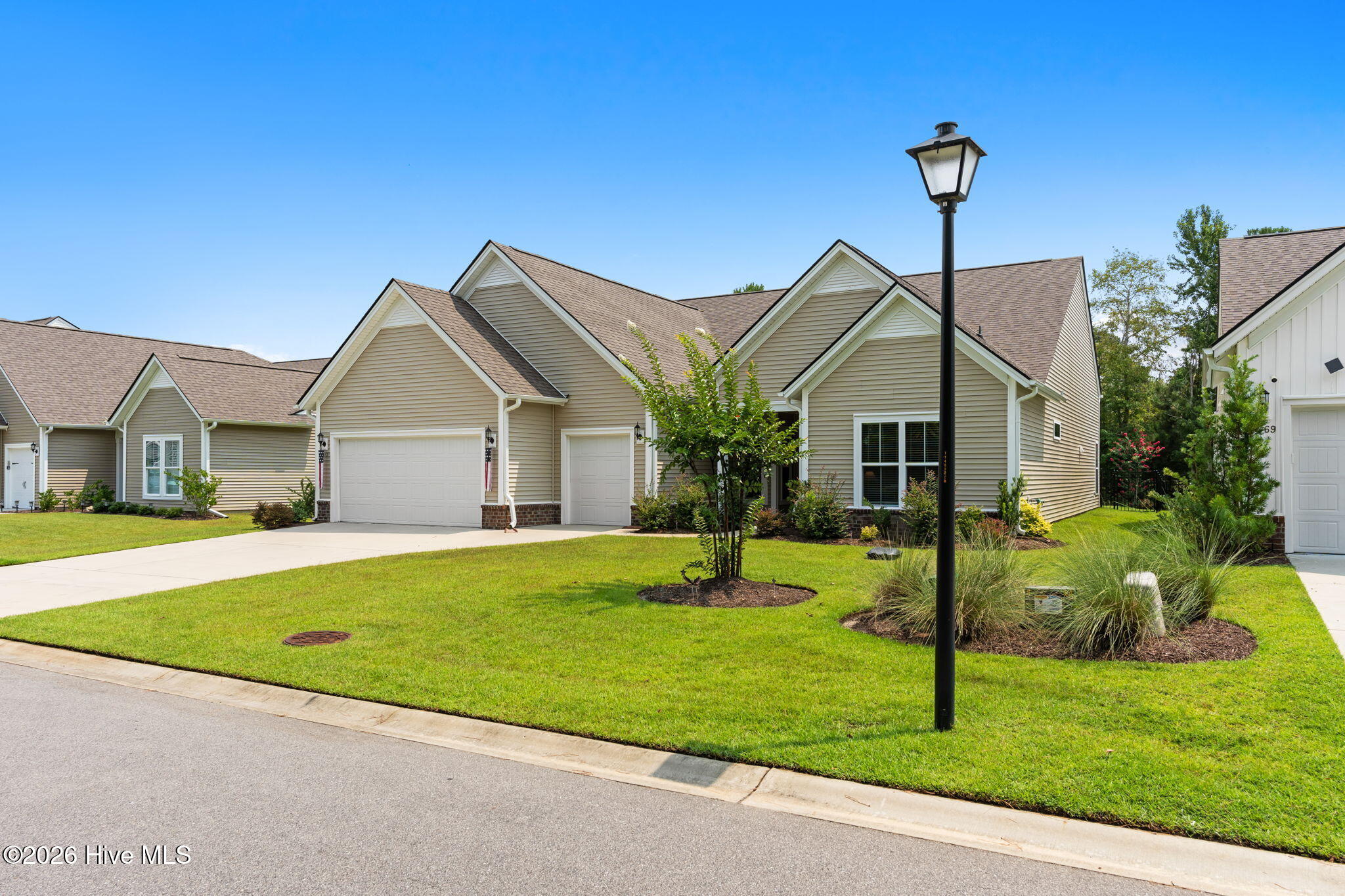 73 Eagle Claw Drive Property Photo 1