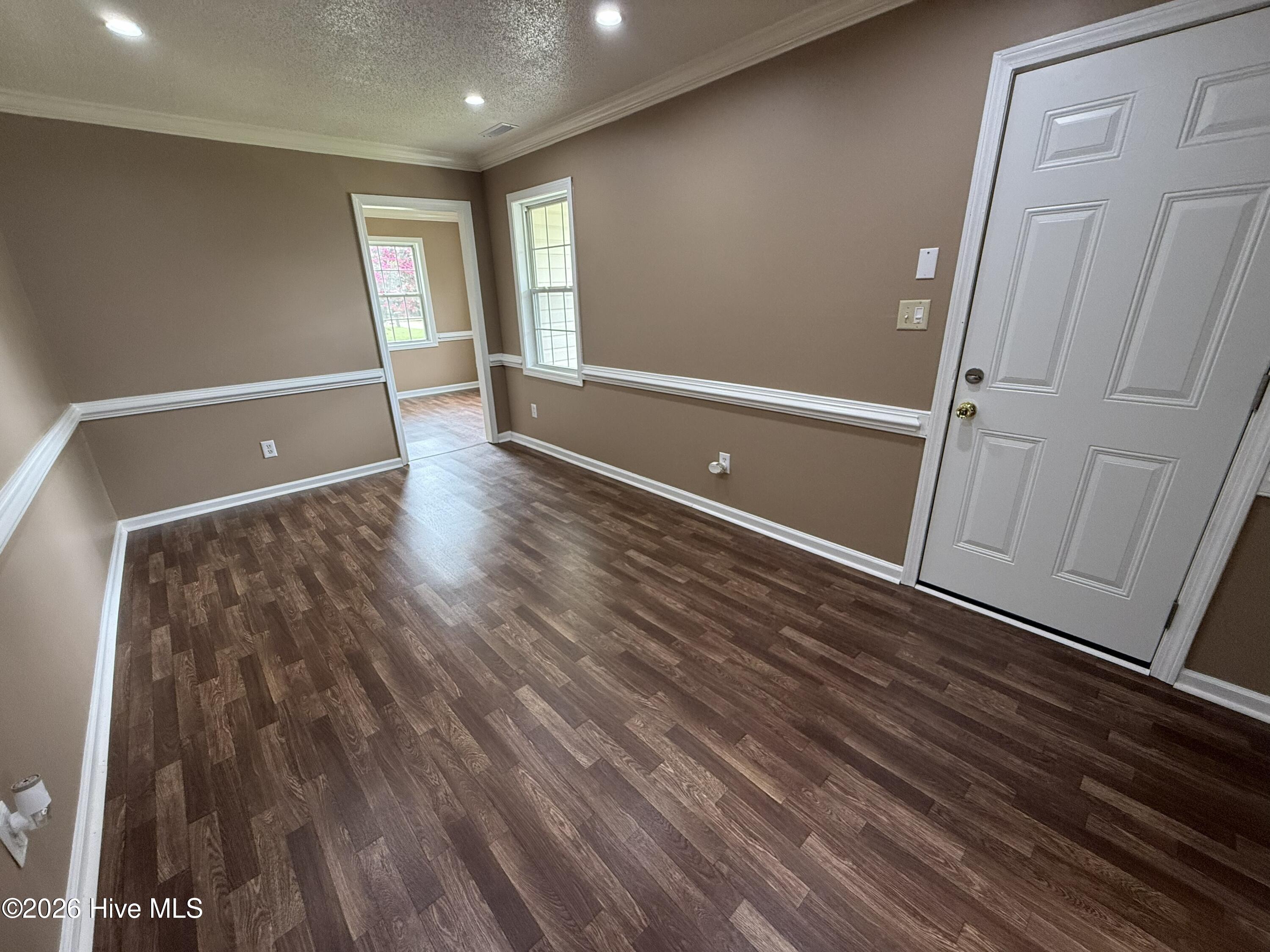 119 Valentine Avenue Property Photo 6