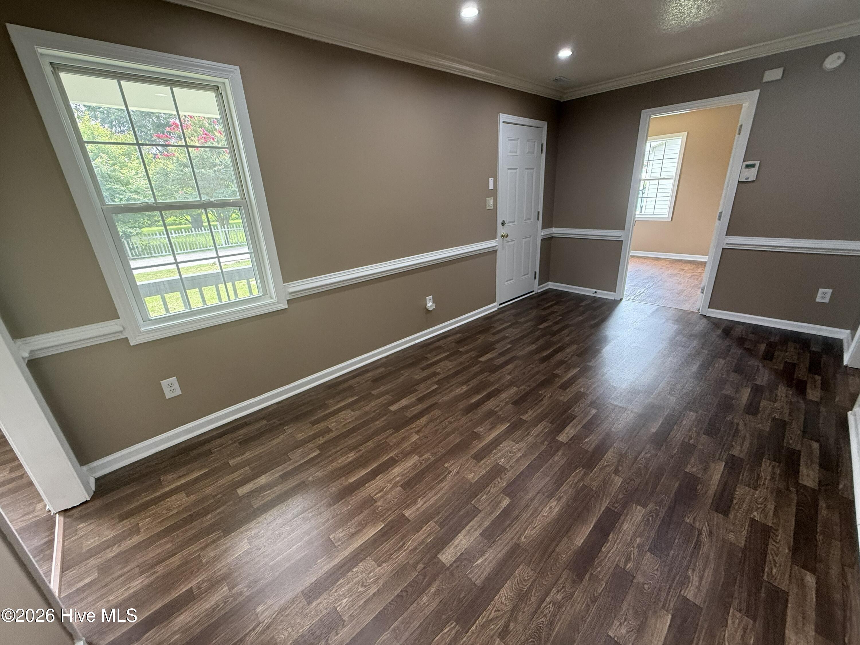 119 Valentine Avenue Property Photo 7