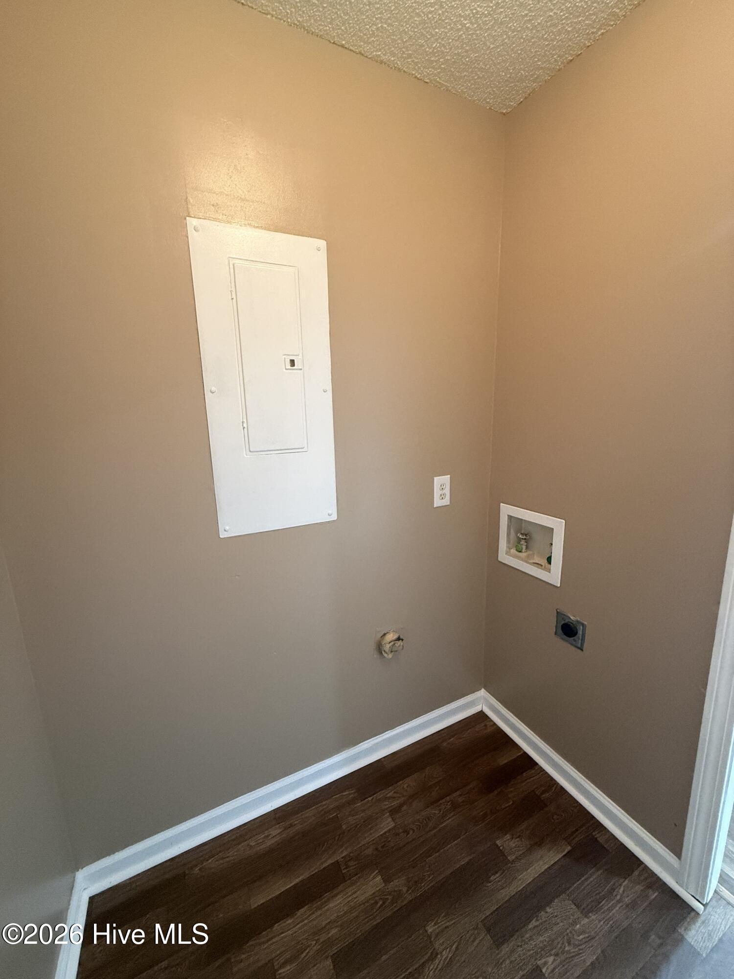 119 Valentine Avenue Property Photo 33