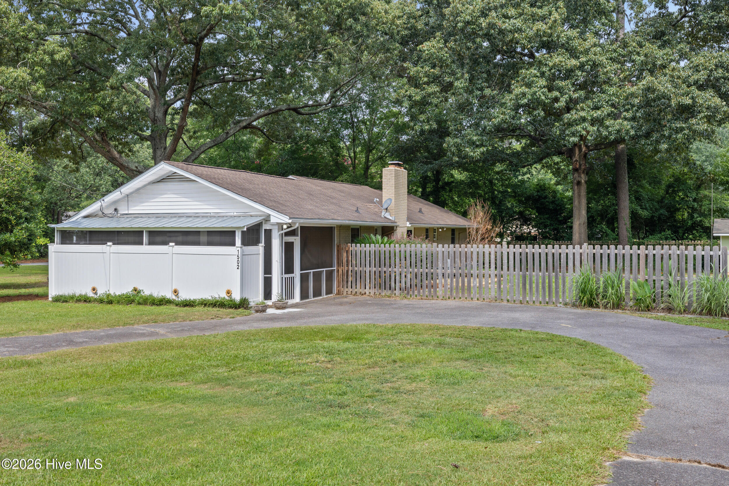 1502 Alpine Drive Property Photo 3