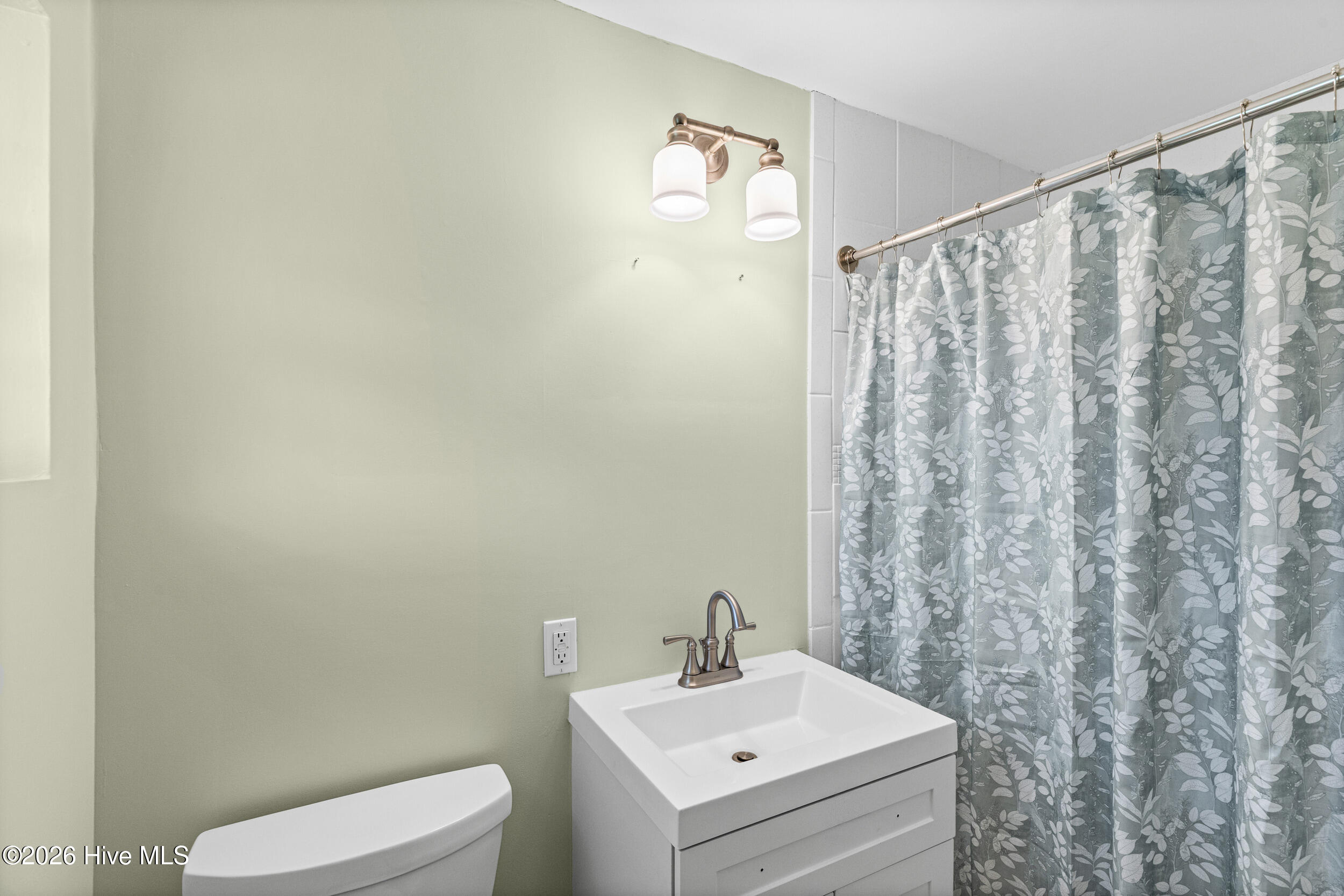 1502 Alpine Drive Property Photo 14