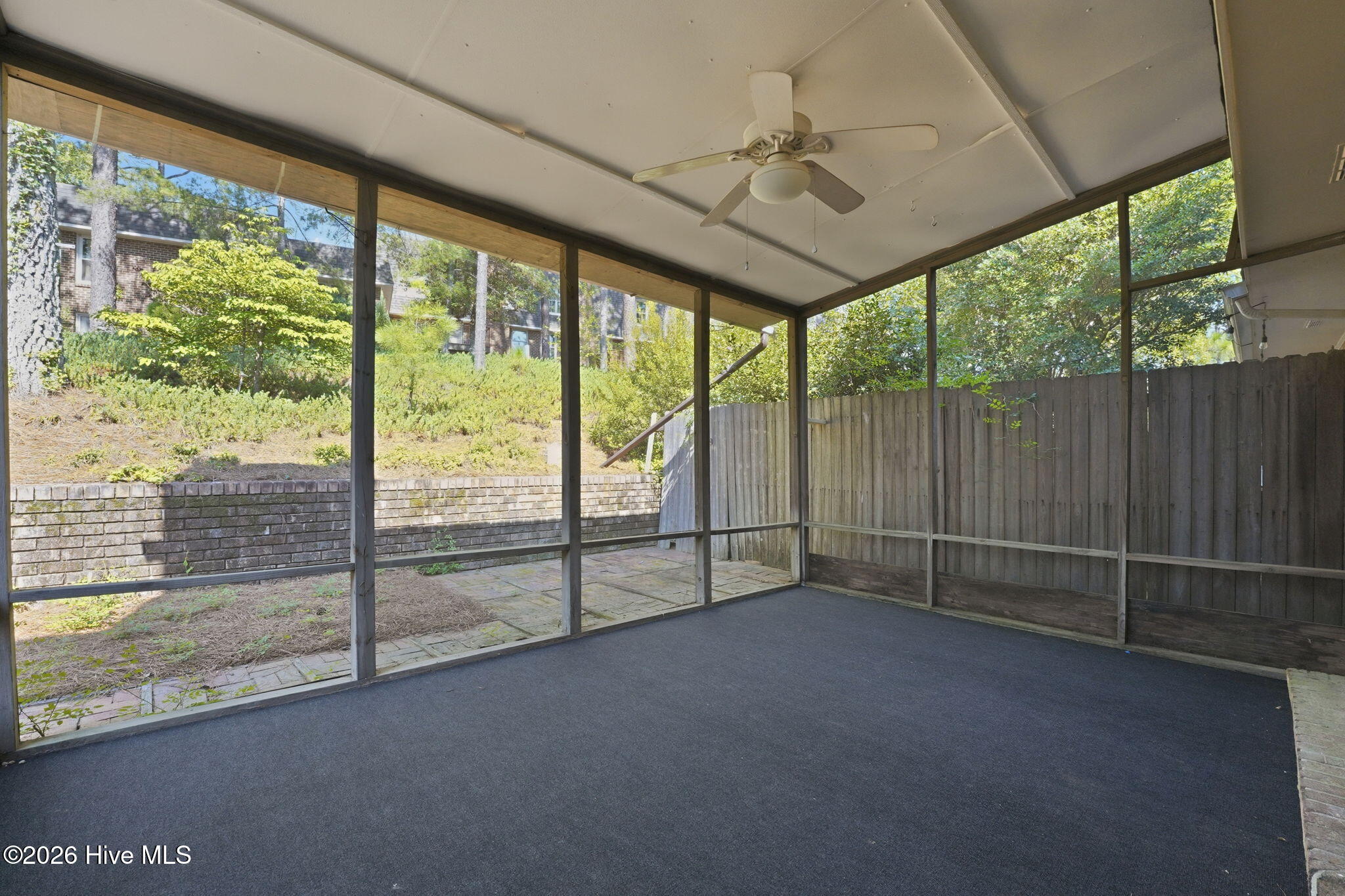 114 Wimbledon Drive Property Photo 5