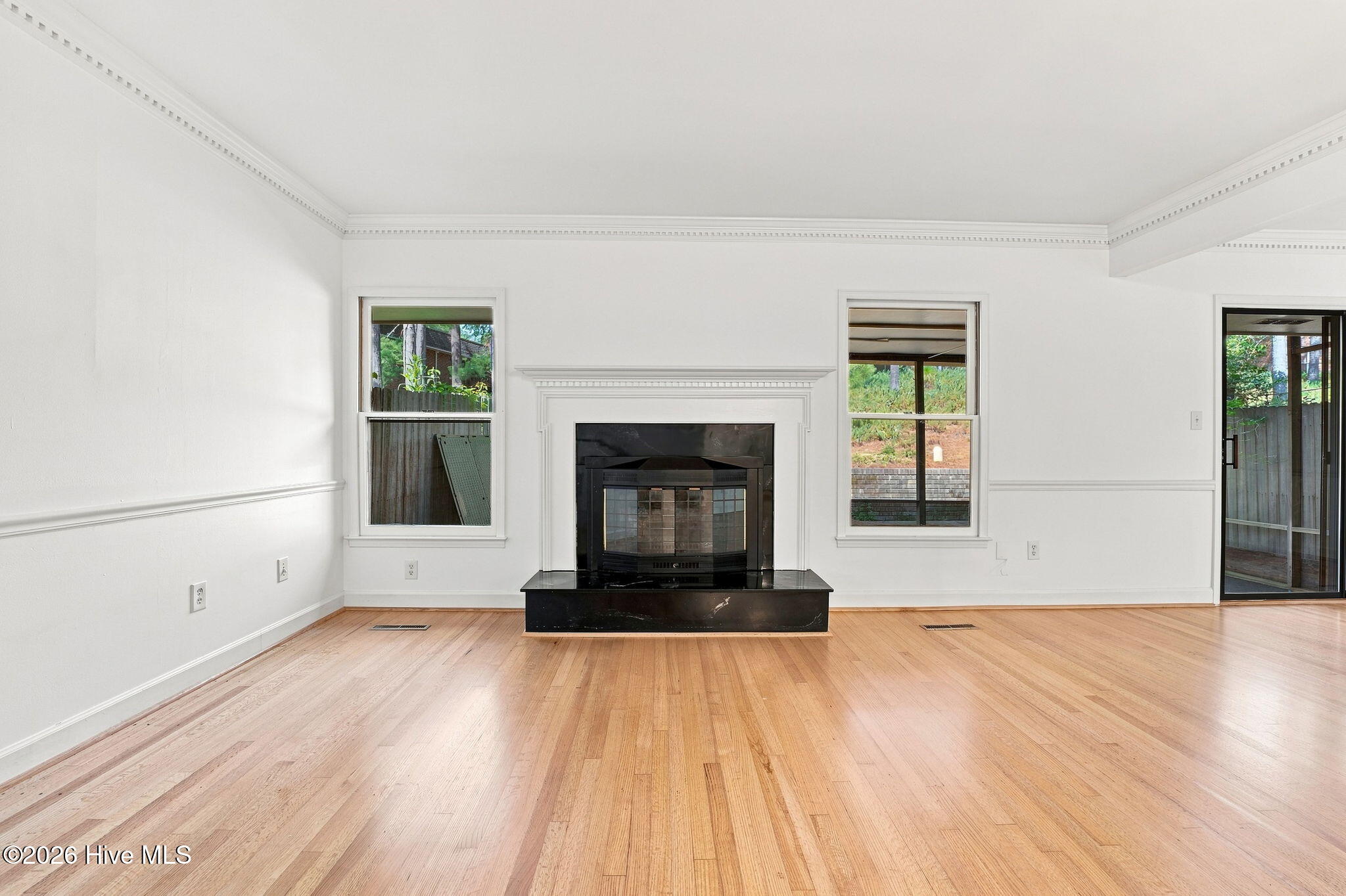 114 Wimbledon Drive Property Photo 9