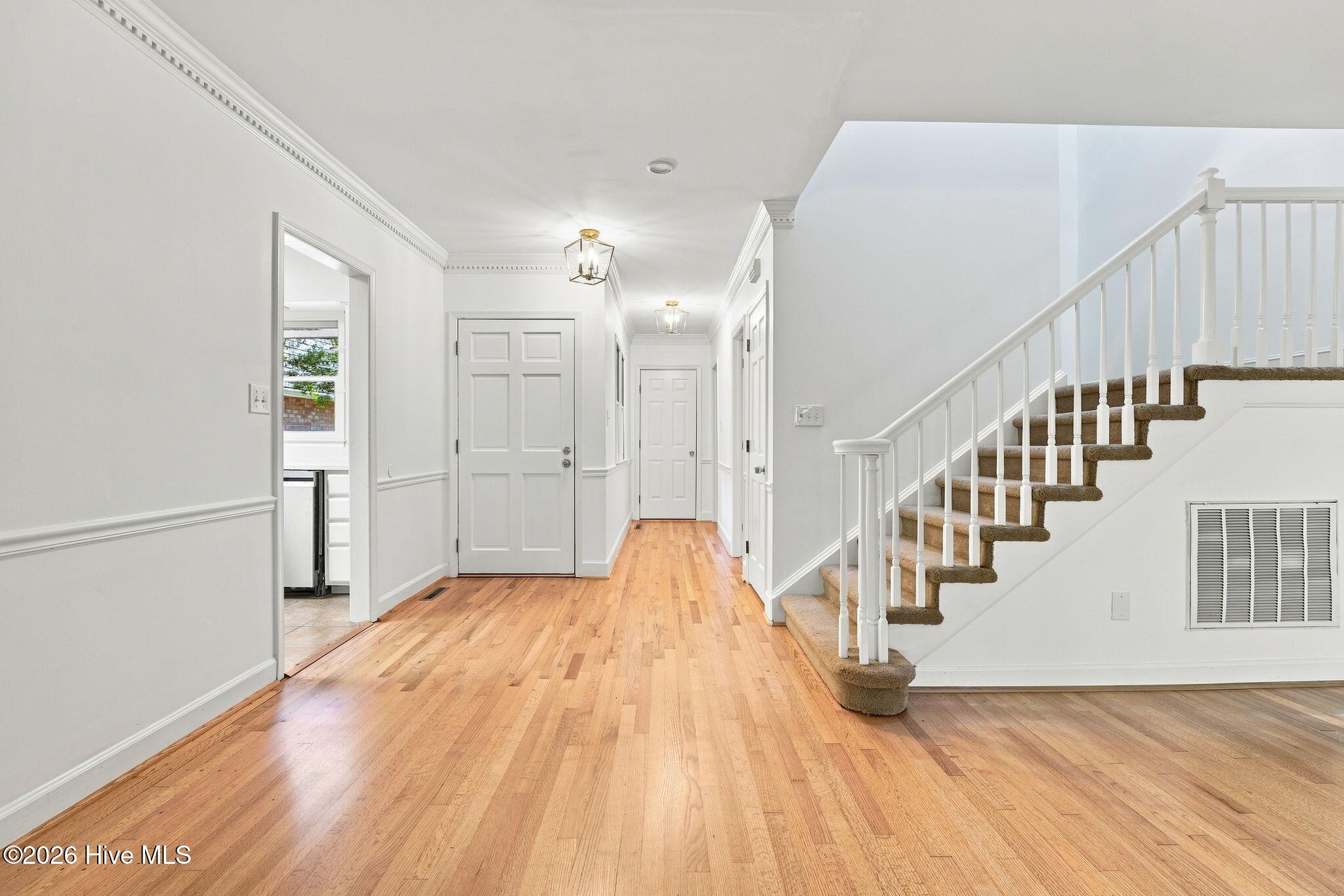 114 Wimbledon Drive Property Photo 13