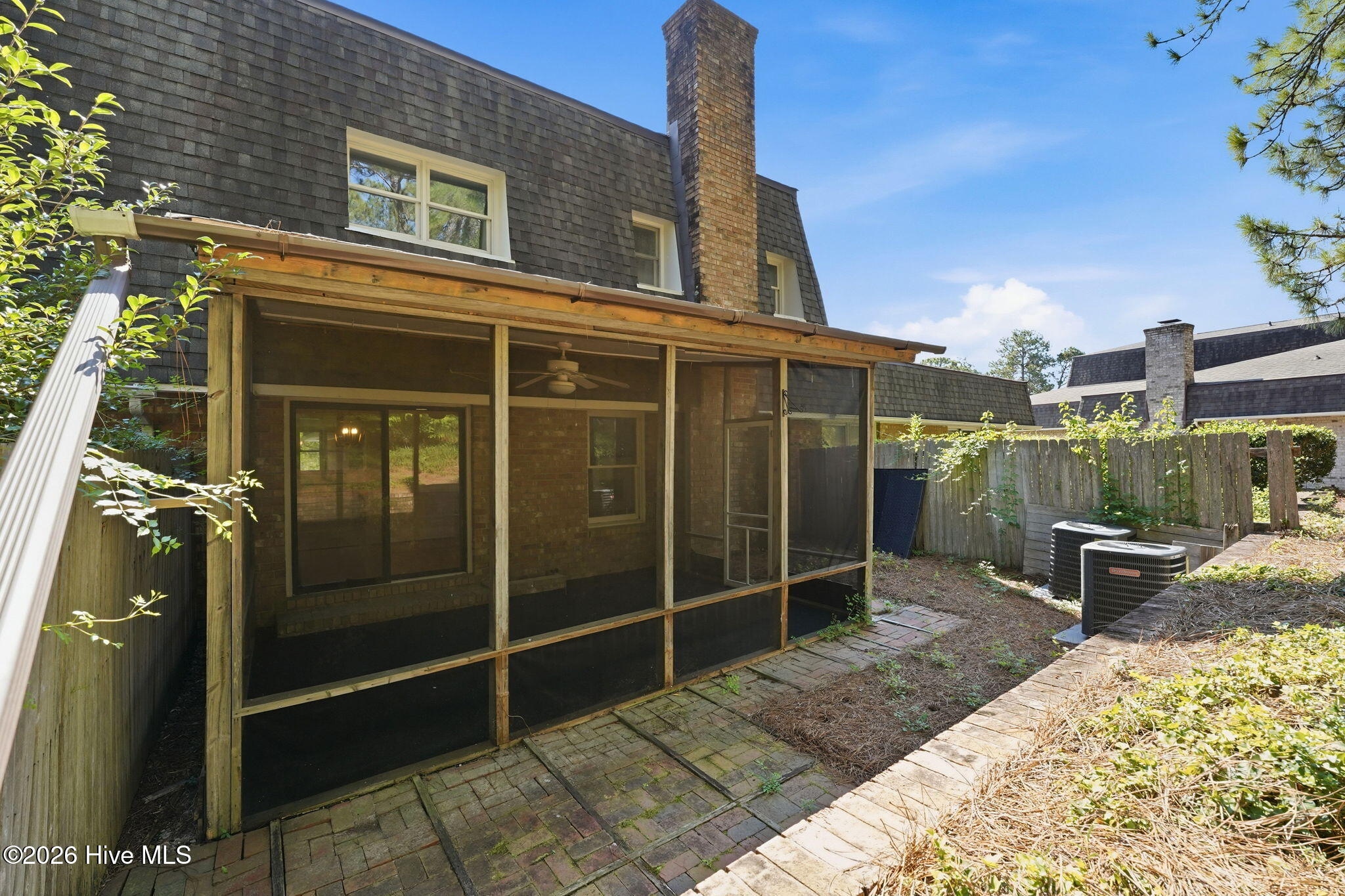 114 Wimbledon Drive Property Photo 47