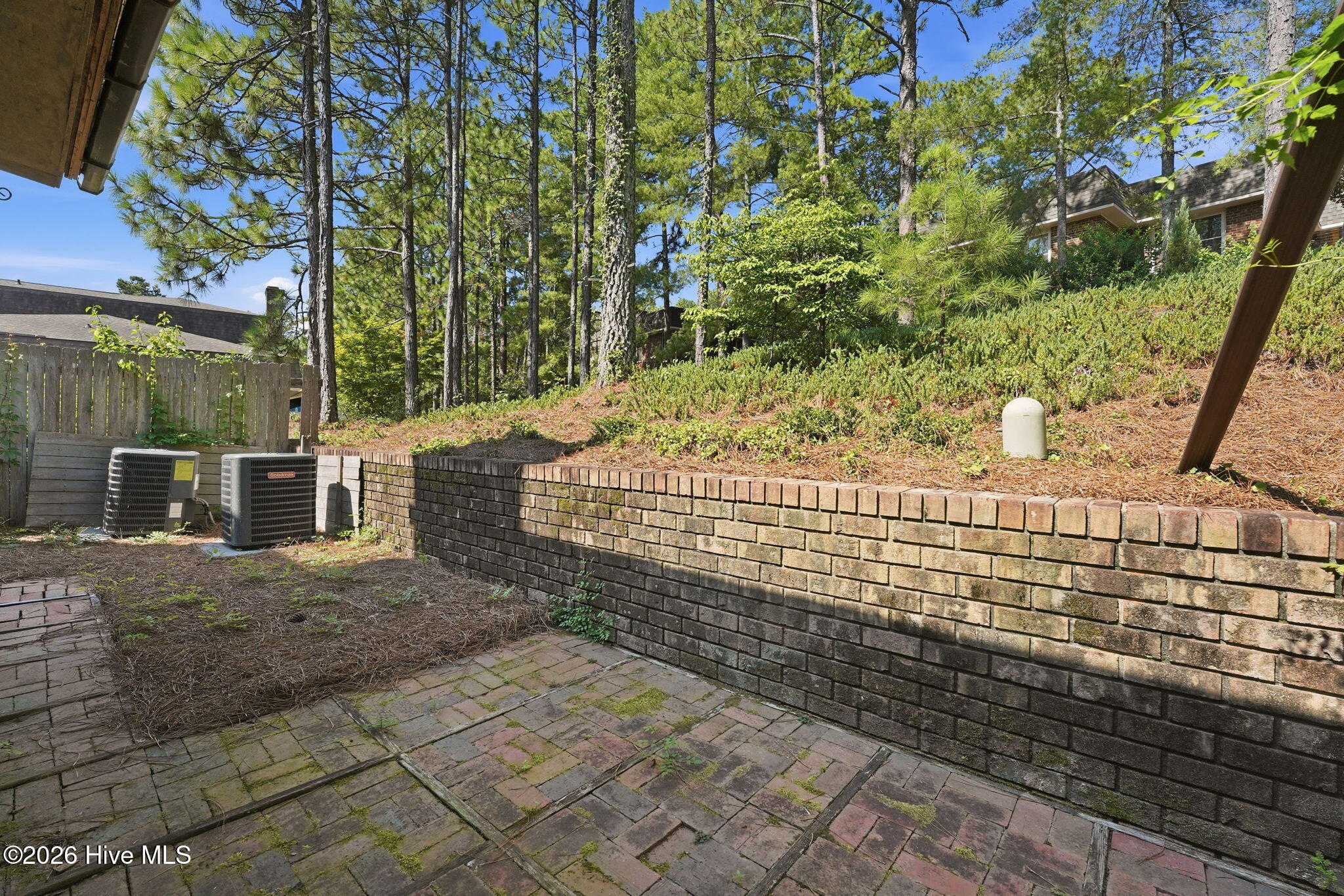 114 Wimbledon Drive Property Photo 48