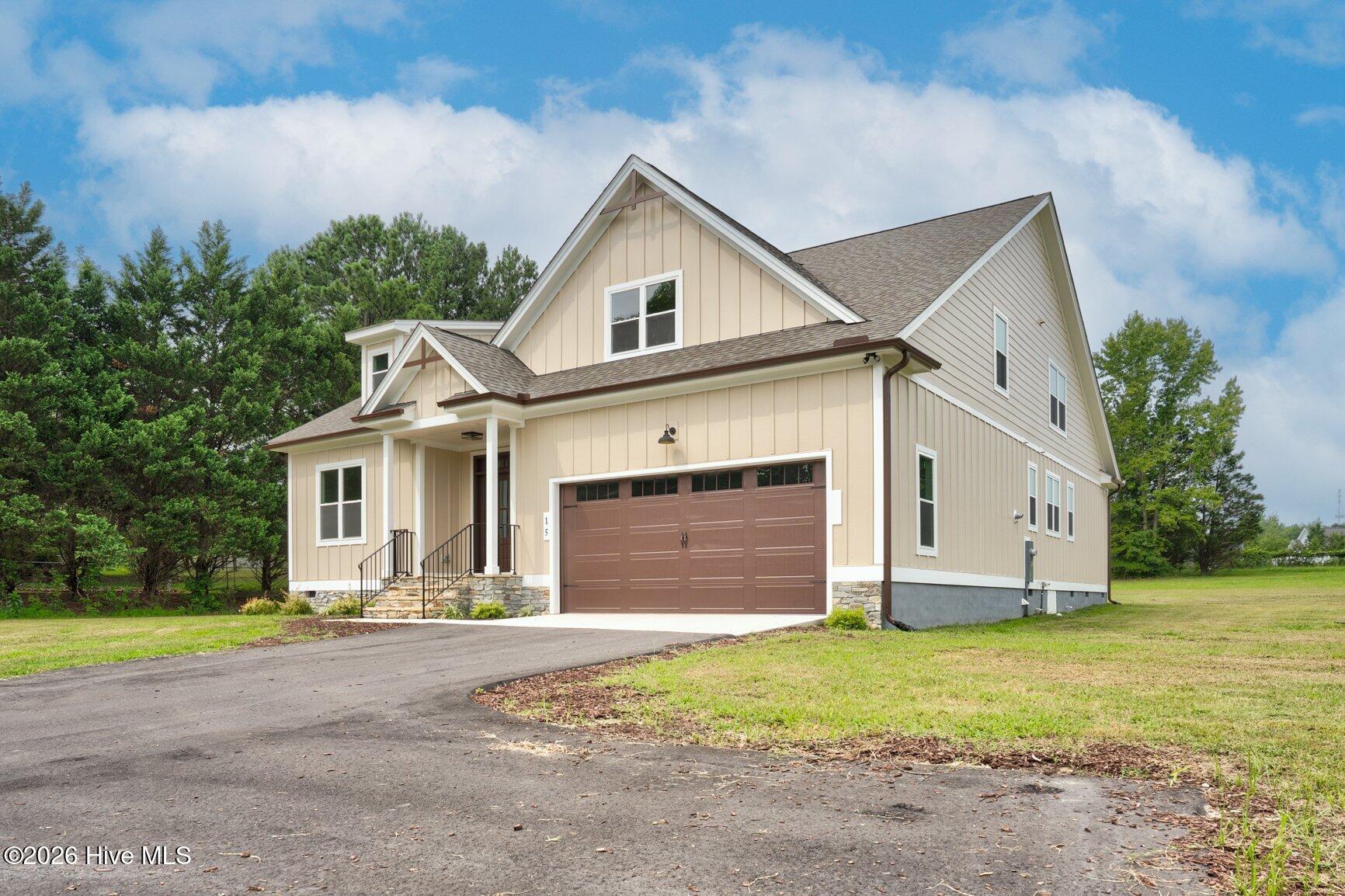15 Black Feather Lane Property Photo 2