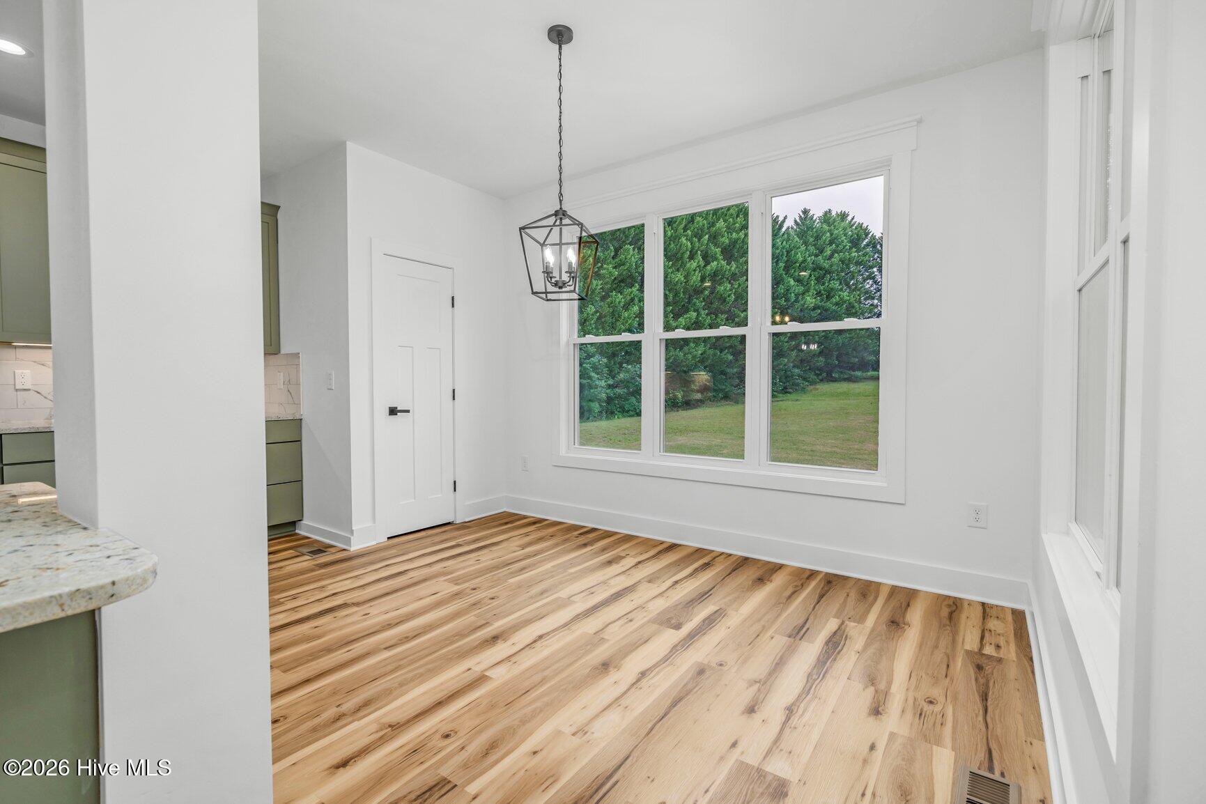 15 Black Feather Lane Property Photo 13